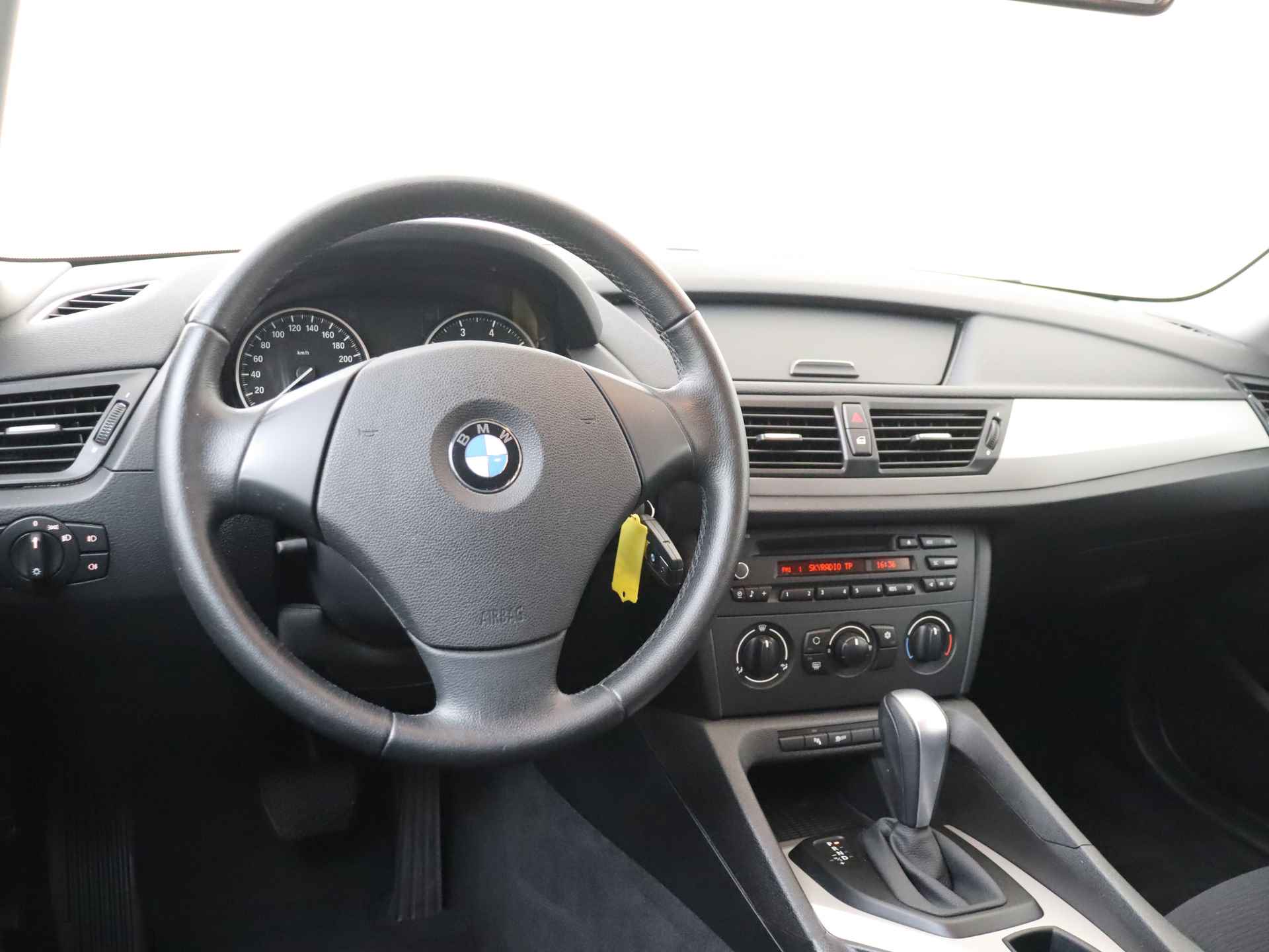 BMW X1 sDrive18i Automaat | Airco | Lichtmetalen velgen - 5/25