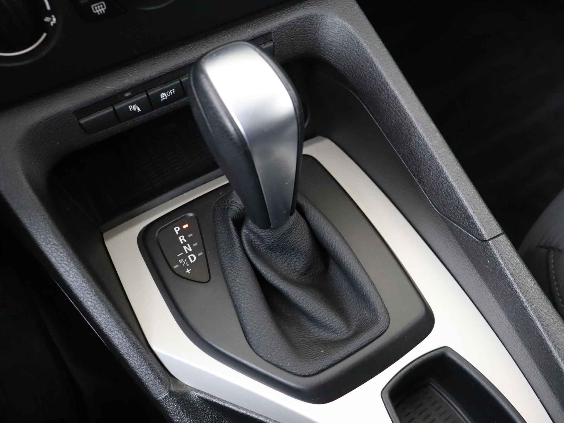 BMW X1 sDrive18i Automaat | Airco | Lichtmetalen velgen - 15/25