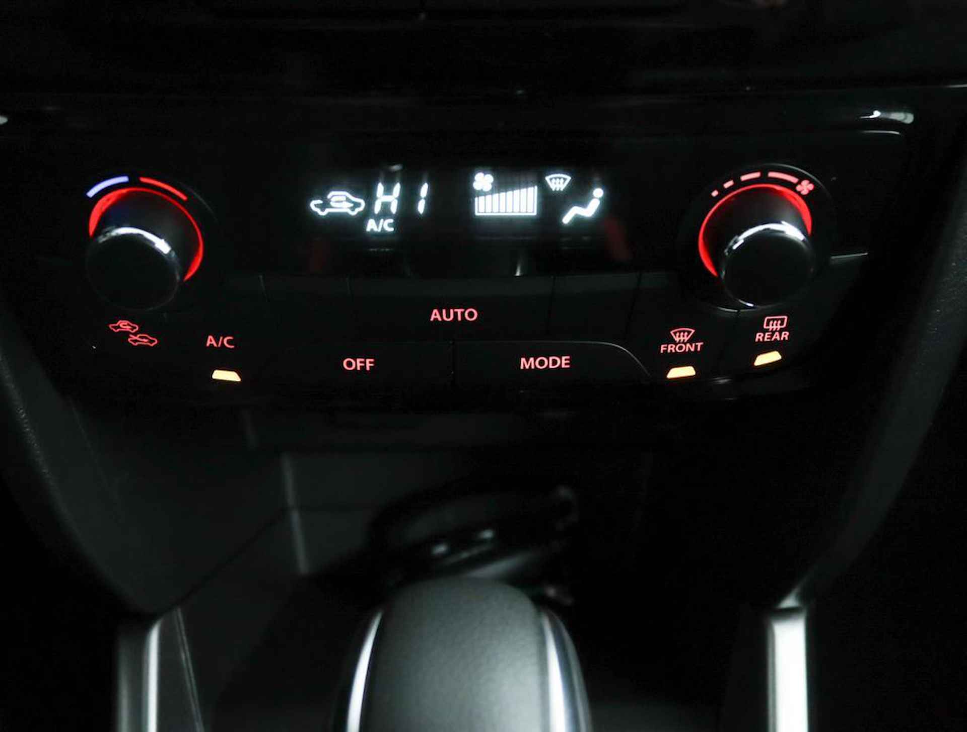 Suzuki Vitara 1.5 Hybrid Style AllGrip |Automaat | 4X4 | Climate control | Cruise contro adaptive | Navigatie | Stoelverwarming | Apple car play, Android auto | - 7/52