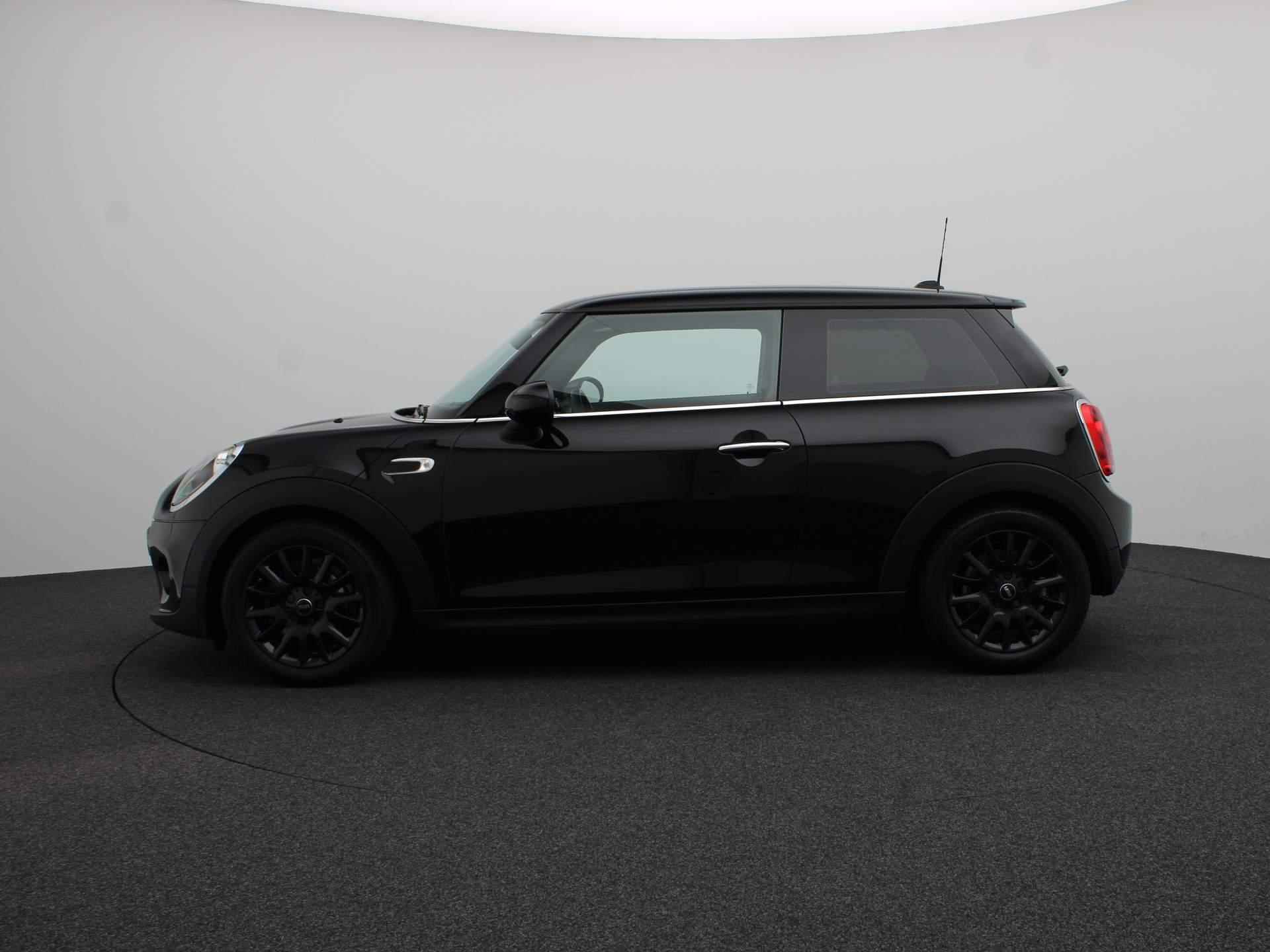 MINI 3-Deurs Cooper Business + Connected Navigation + Comfortstoelen + Airconditioning + 16'' - 4/22