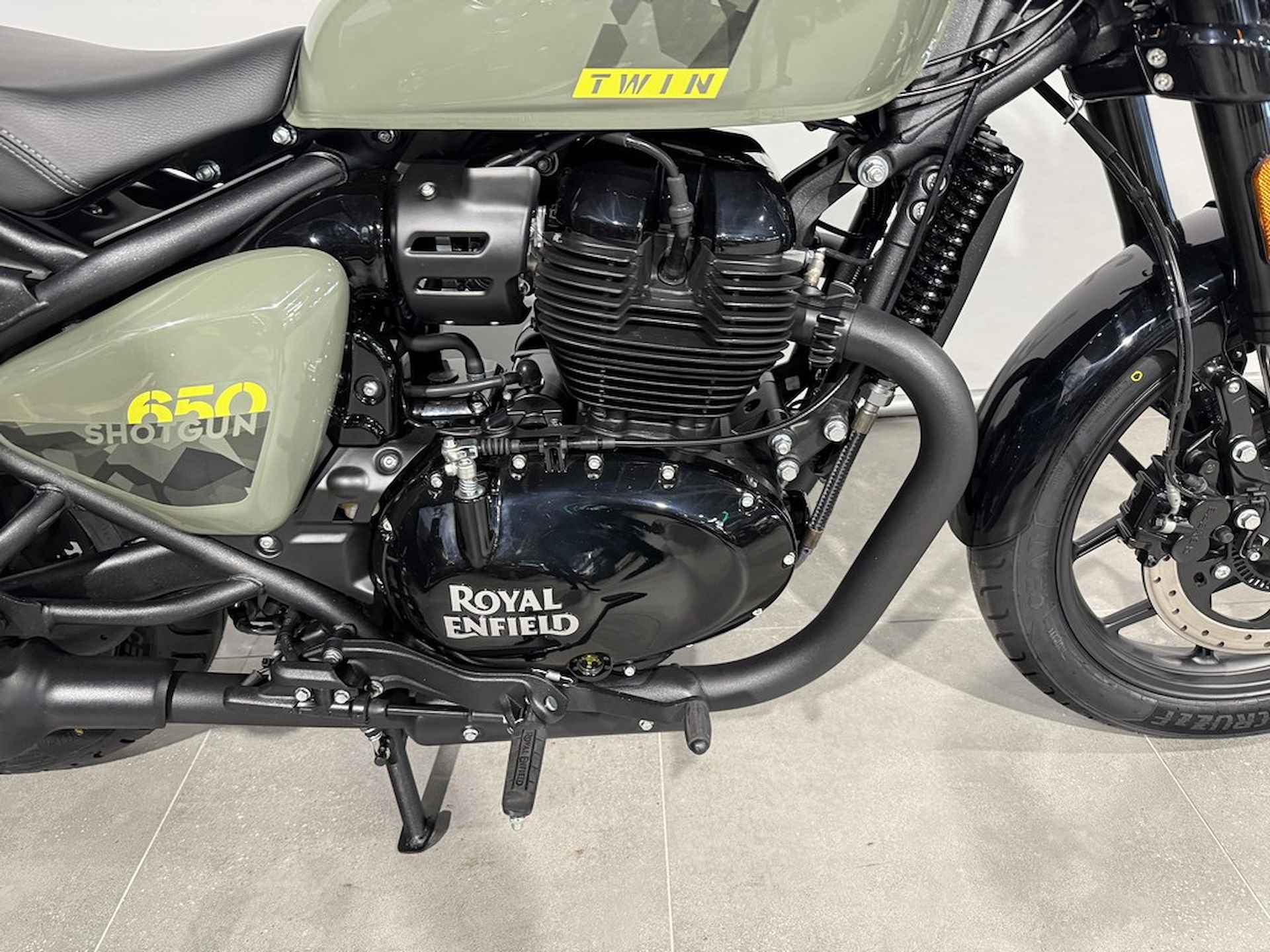 Royal-Enfield SHOTGUN 650 - 7/8