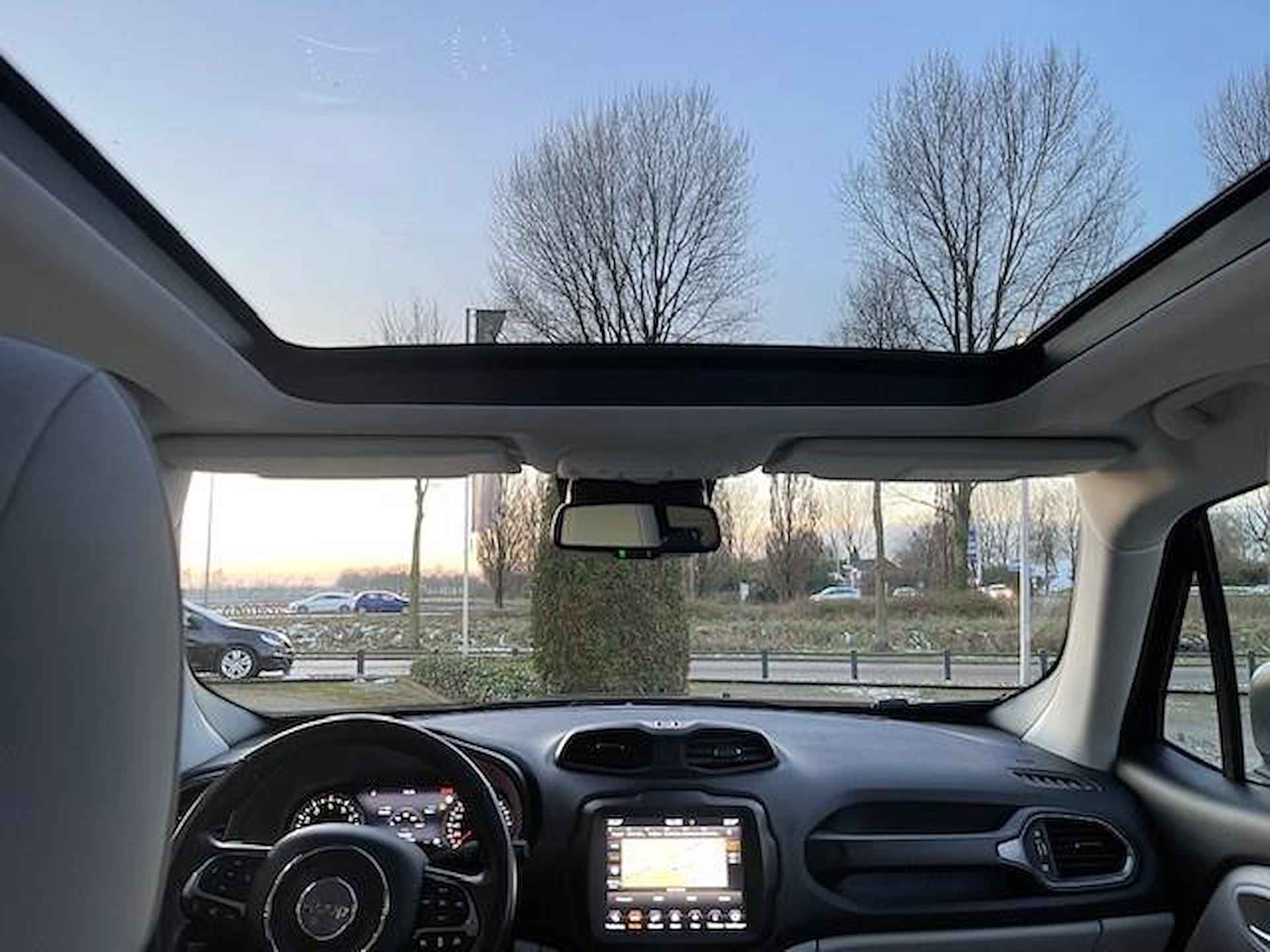 Jeep Renegade 1.0T Freedom|Leder | Pano.dak | Camera | Parkeer sensoren - 16/21