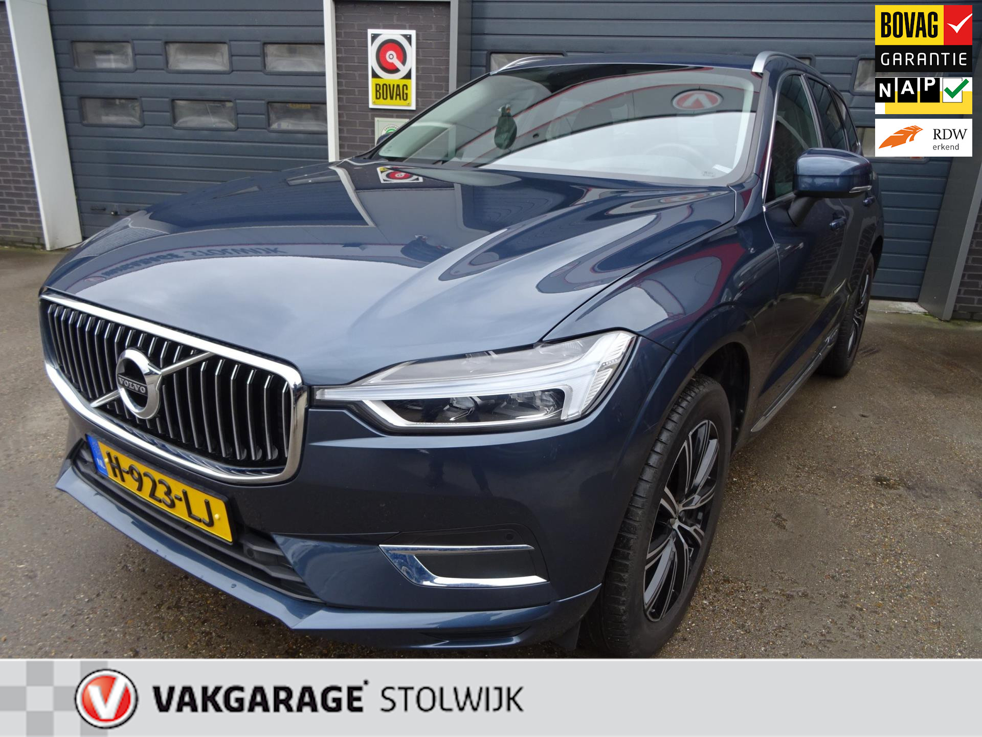 Volvo XC60 2.0 T4 Inscription trekhaak ,panorama dak,rijklaarprijs bij viaBOVAG.nl