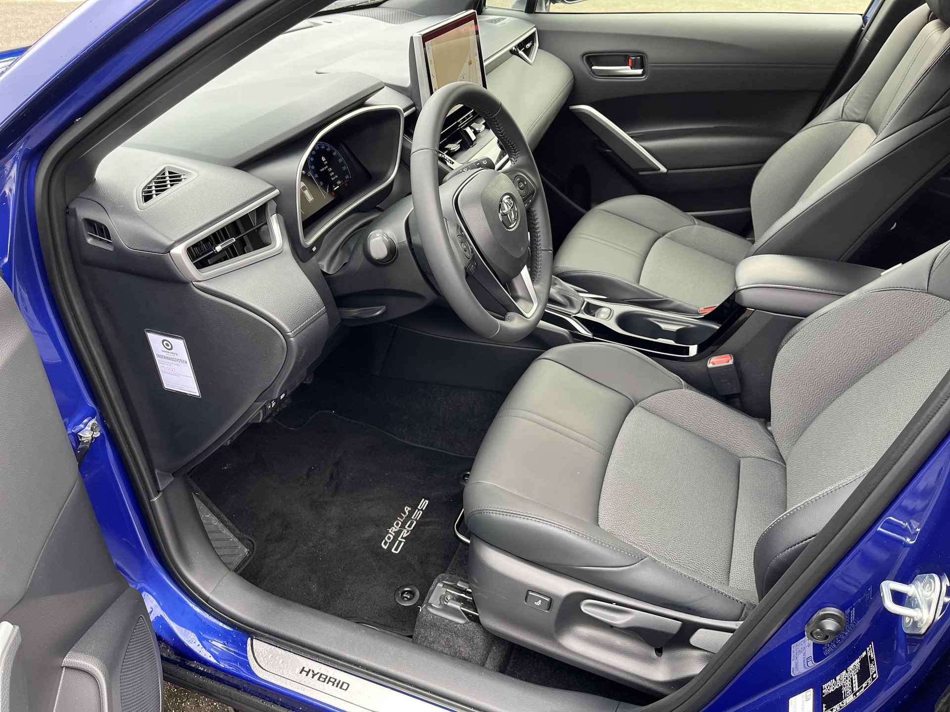 Toyota Corolla Cross 1.8 Hybrid Business Plus | Navigatie | Apple CarPlay/Android auto | Achteruitrijcamera | Elektrische achterklep - 14/32