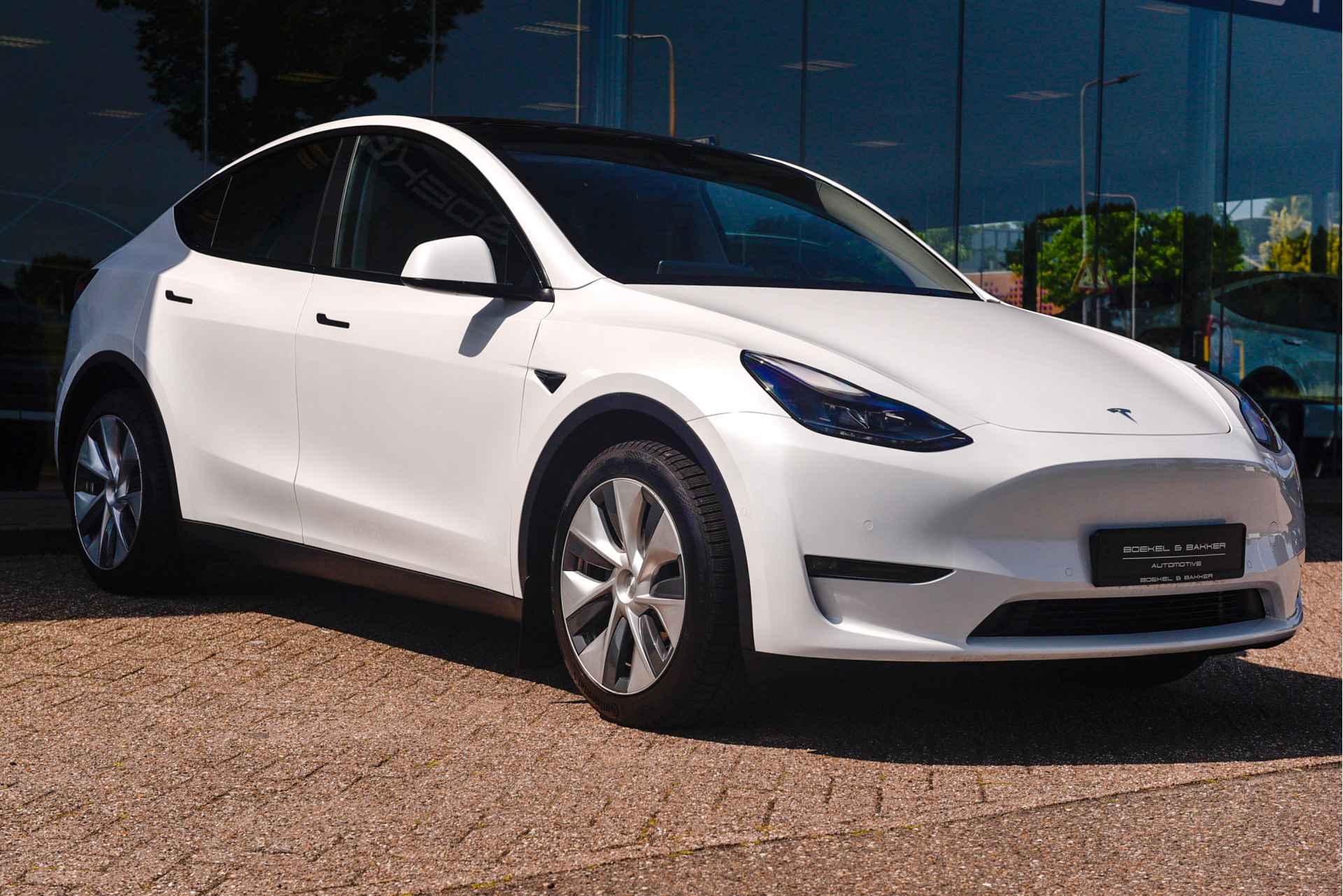 Tesla Model Y Long Range AWD 75 kWh - Autopilot - 12% bijtelling! - 11/59