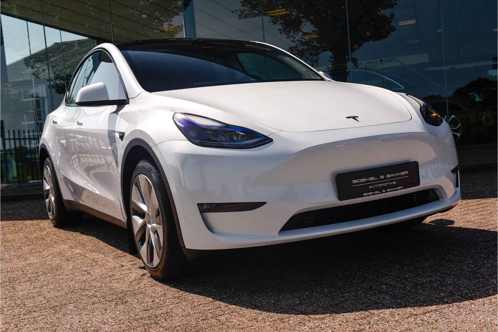 Tesla Model Y Long Range AWD 75 kWh - Autopilot - 12% bijtelling! - 16/59