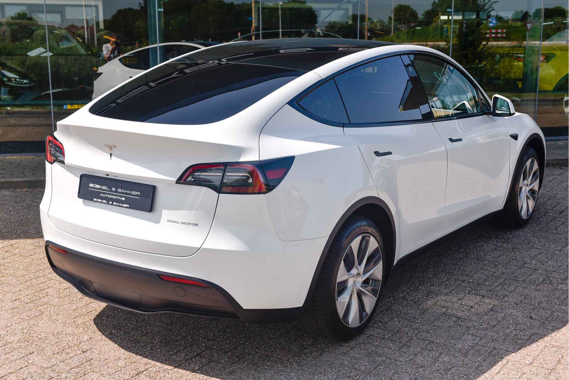 Tesla Model Y Long Range AWD 75 kWh - Autopilot - 12% bijtelling! - 22/59