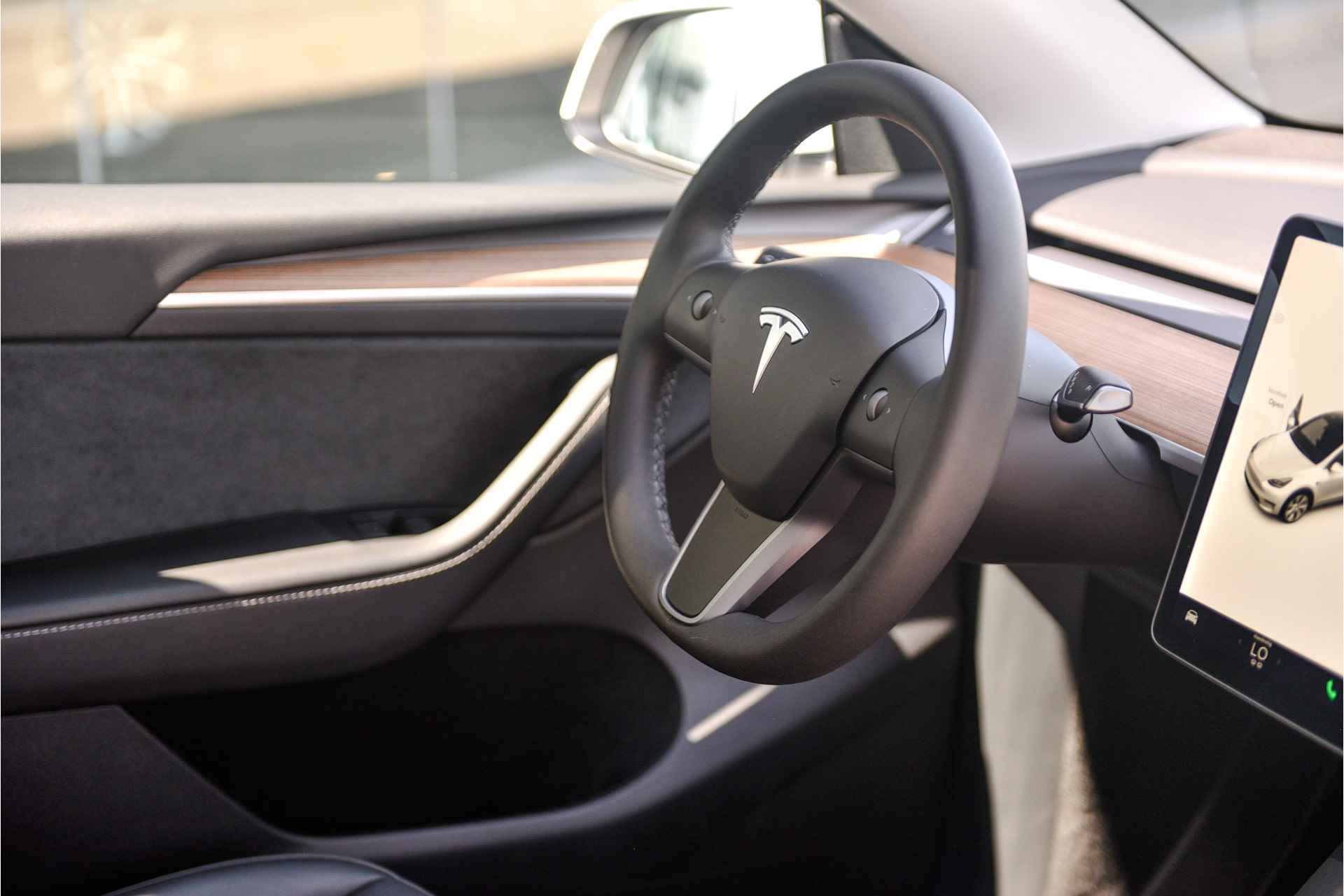 Tesla Model Y Long Range AWD 75 kWh - Autopilot - 12% bijtelling! - 46/59