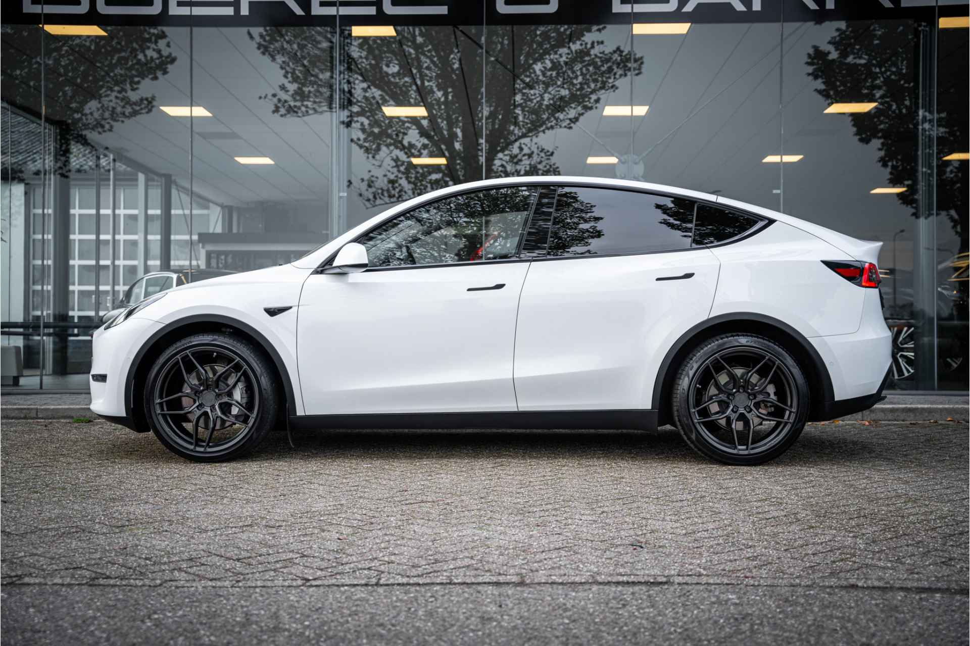 Tesla Model Y Long Range AWD 75 kWh - Autopilot - 12% bijtelling! - 49/59