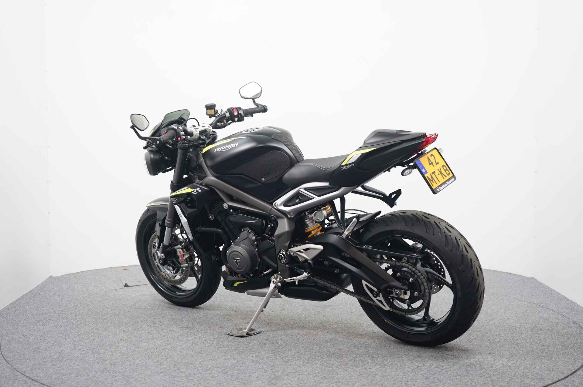 Triumph STREET TRIPLE RS - 6/20