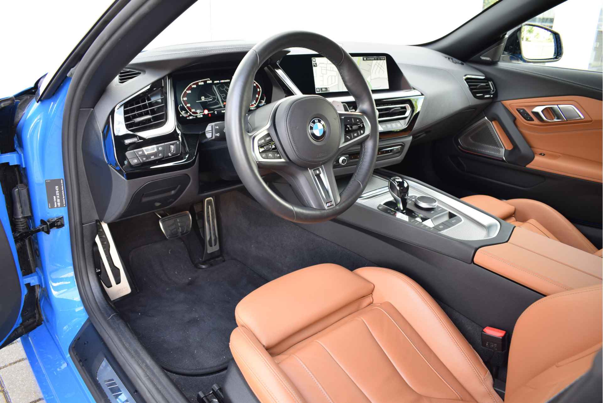 BMW Z4 Roadster M40i High Executive Automaat / Adaptieve LED / Active Cruise Control / Comfort Access / Harman Kardon / Parking Assistant / Head-Up / Leder - 4/32