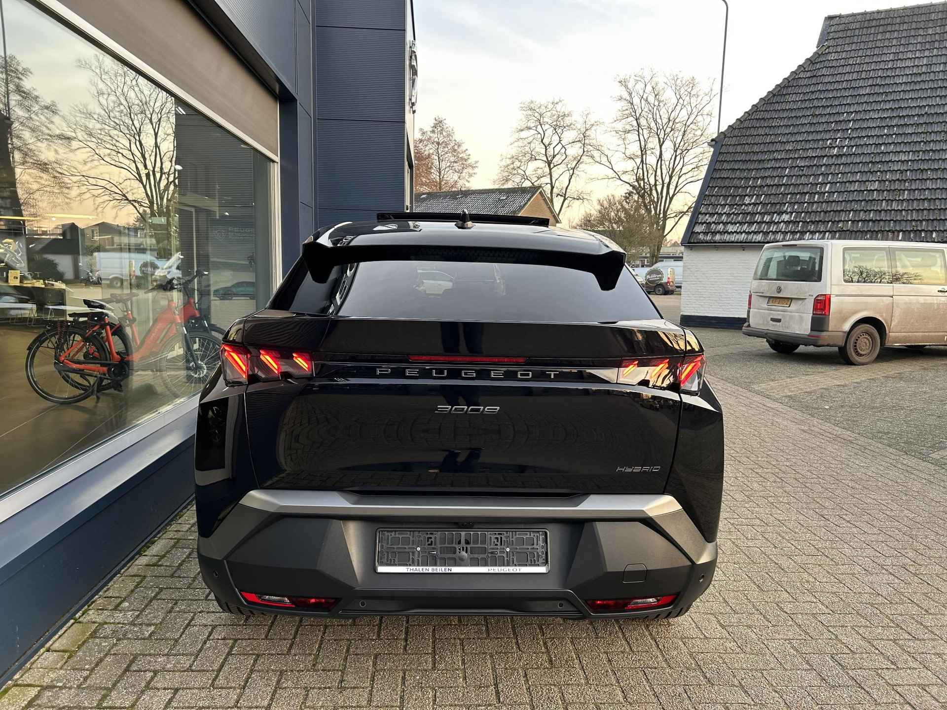 Peugeot 3008 1.2 Hybrid 136 GT | Nieuwprijs € 54.000,- | Focal Audio | Panoramisch schuif-Kanteldak | Pack Vision | Pack Drive Assist | Full-Led Koplampen | Electrisch Bedienbare Achterklep | Alcantara Bekleding | - 7/55