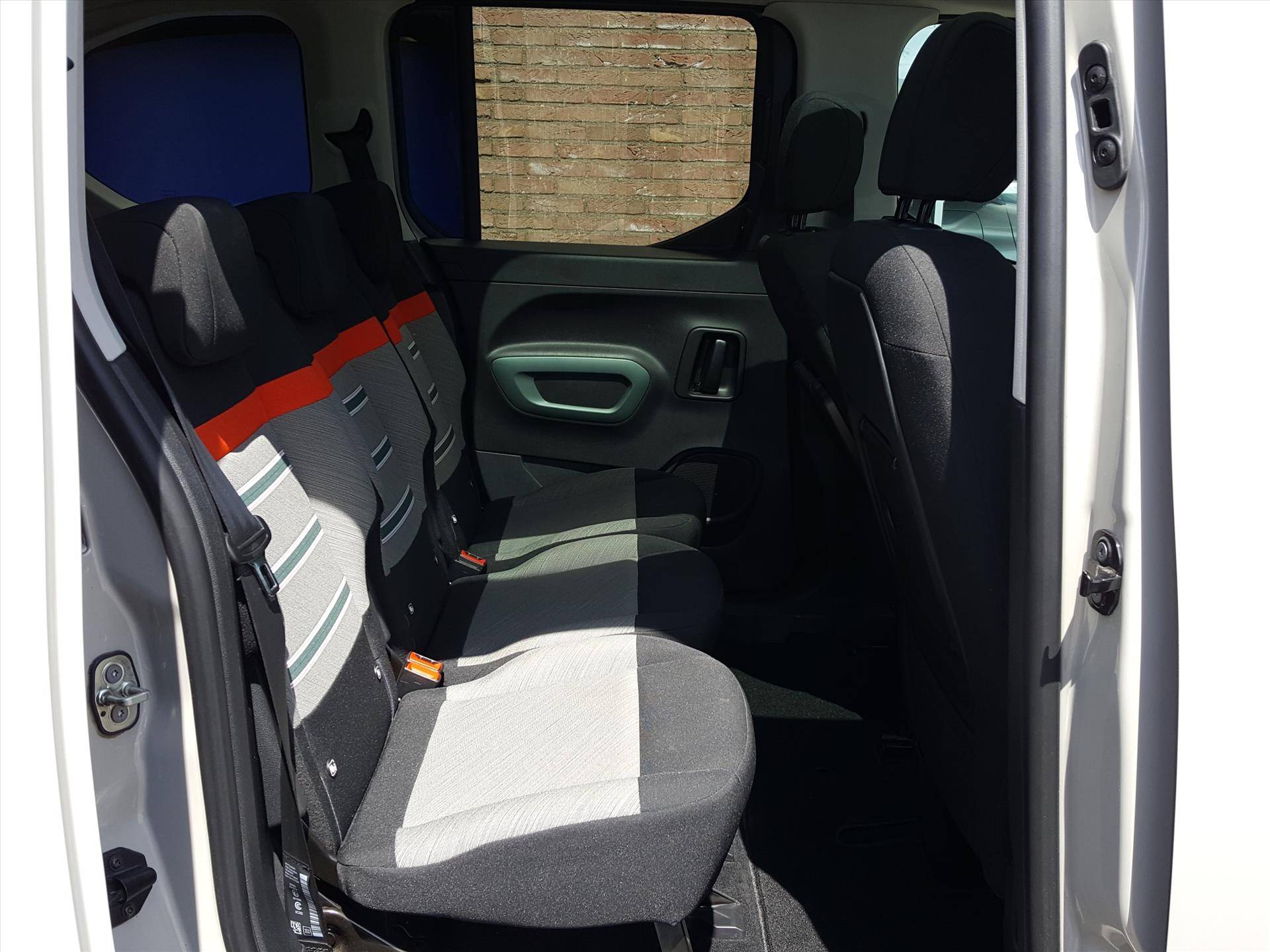 CITROEN Berlingo 1.2 PureTech 110pk S&S Shine XTR Navigatie | Cruise & Climate conrol | KEYLESS | Achteruitrijcamera | Parkeersensoren | Panoramadak | Bluetooth | LMV - 10/63