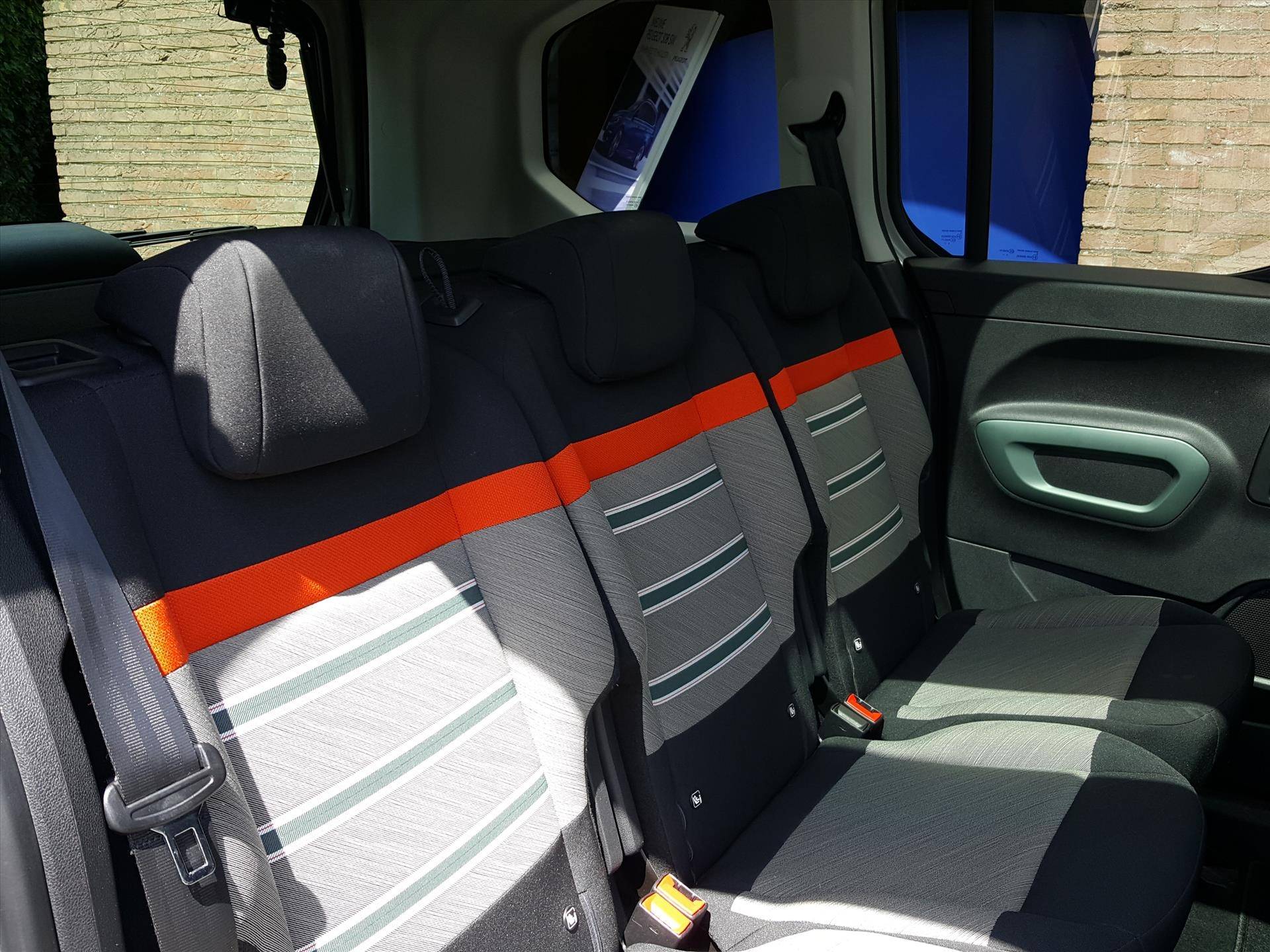 CITROEN Berlingo 1.2 PureTech 110pk S&S Shine XTR Navigatie | Cruise & Climate conrol | KEYLESS | Achteruitrijcamera | Parkeersensoren | Panoramadak | Bluetooth | LMV - 11/63