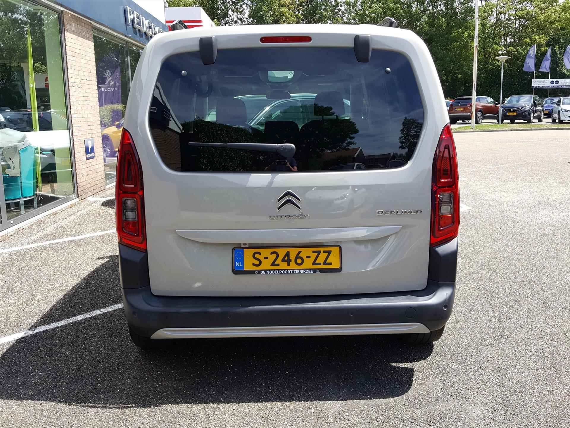 CITROEN Berlingo 1.2 PureTech 110pk S&S Shine XTR Navigatie | Cruise & Climate conrol | KEYLESS | Achteruitrijcamera | Parkeersensoren | Panoramadak | Bluetooth | LMV - 4/63