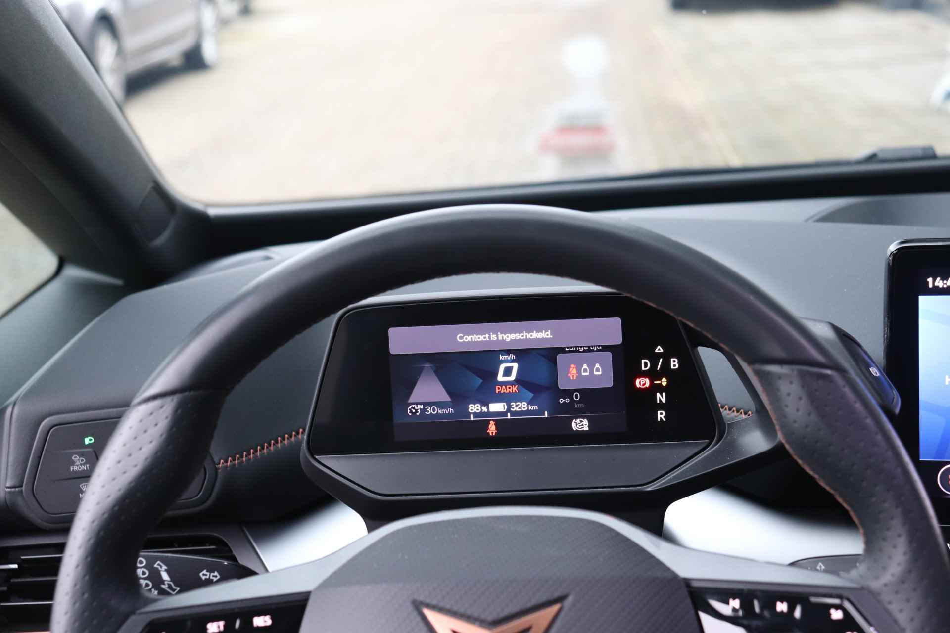 CUPRA Born Essential 62 kWh 204pk | Stuur- & Stoelverwarming | LED | Apple Carplay / Android Auto | Parkeersensoren | Warmtepomp | Fabrieksgarantie t/m 30-3-2026 of 90.000km - 14/34