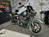 Harley-Davidson FLHCS HERITAGE CLASSIC 114