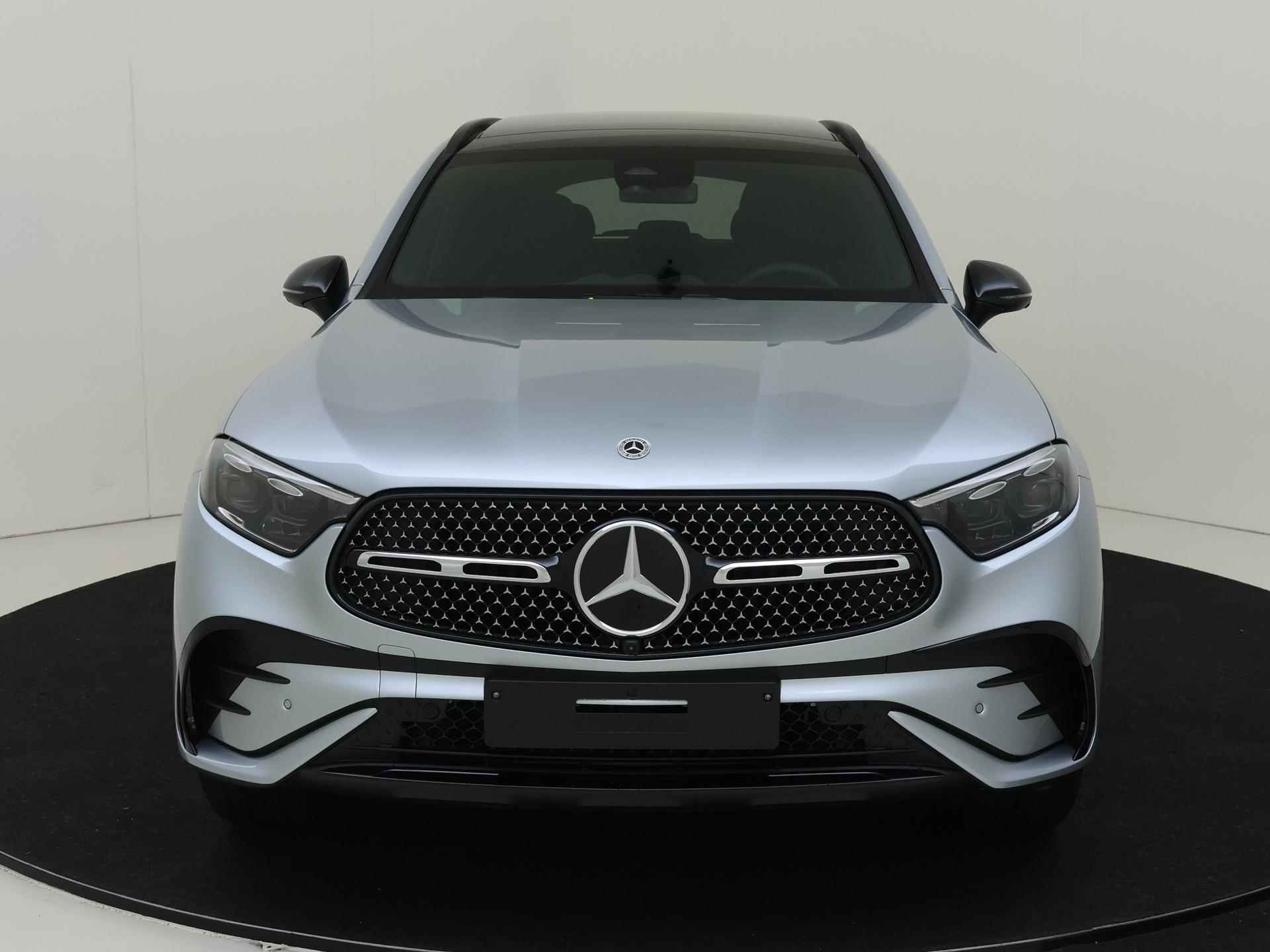 Mercedes-Benz GLC-klasse 400e 4MATIC AMG Line / Premium Plus/ AIRMATIC/ Achterasbesturing/ Head Up/ Burmester - 9/34