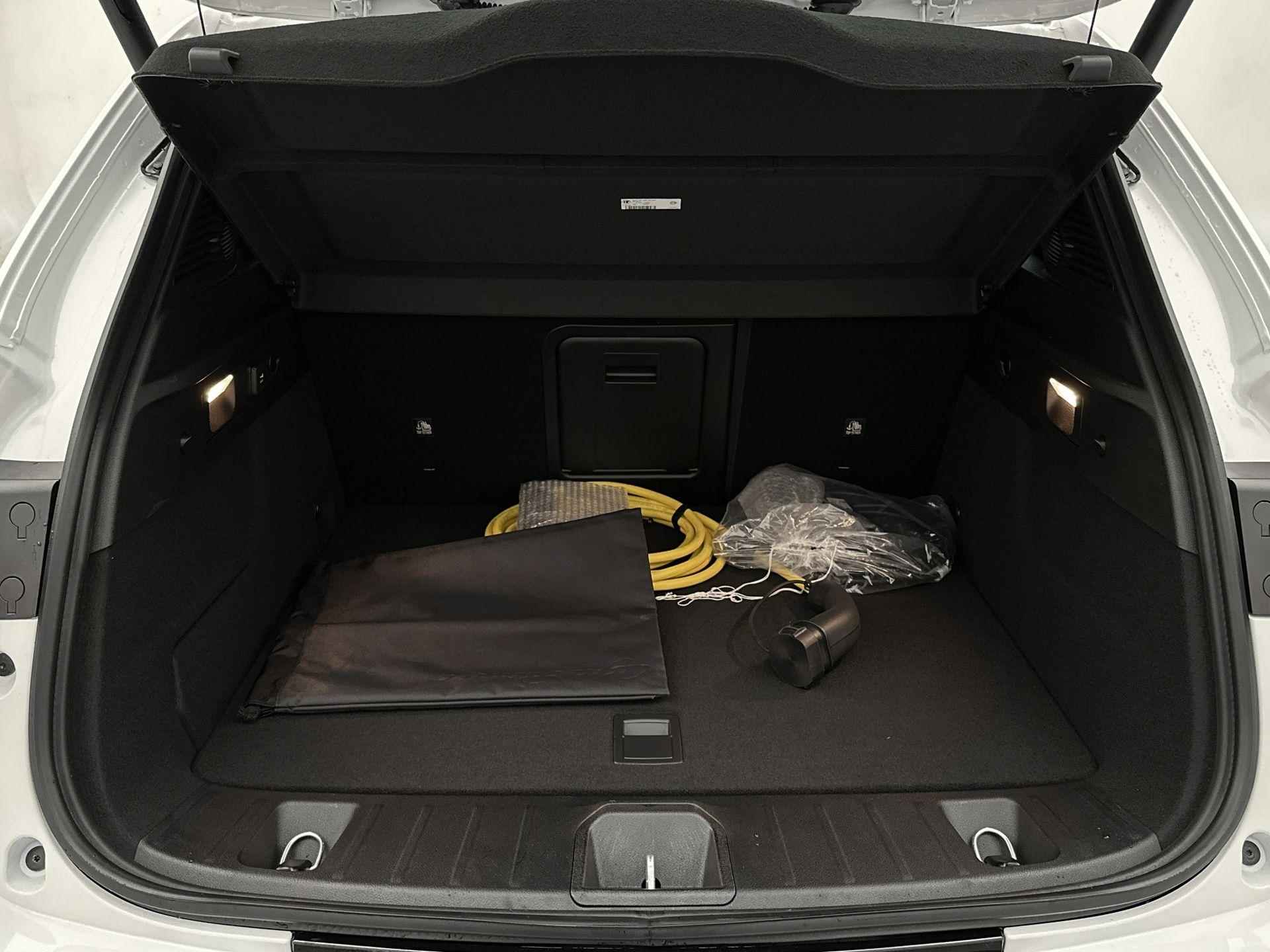 Alfa Romeo Tonale SUV Veloce 280 pk Automaat | Navigatie | Elektrisch Glazen Panoramadak | Rondomzicht Camera | Lederen Bekleding | Voorstoelen Verwarmd | Premium Audio | Matrix LED Koplampen | Elektrische Achterklep met Sensor | 20" Lichtmetalen Velgen | Apple Carplay/Android Auto | - 15/36