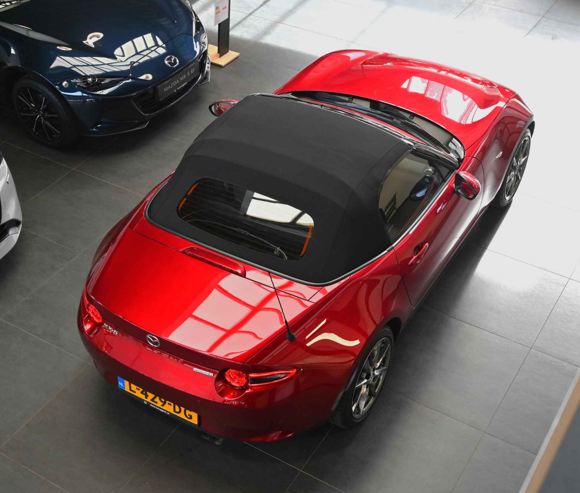 Mazda MX-5 SkyActiv-G 184 6MT Luxury *Origineel NL* - 8/49