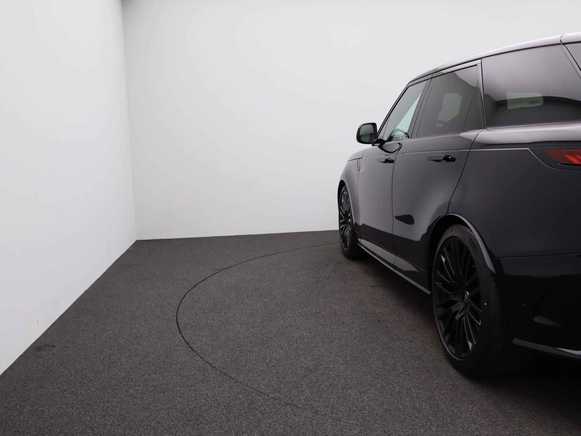 Land Rover Range Rover Sport 4.4 P635 SV Edition Two | Carbon Ceramic Matrix Braking System | TOWING PACK | SV Carbon motorkap | - 39/48