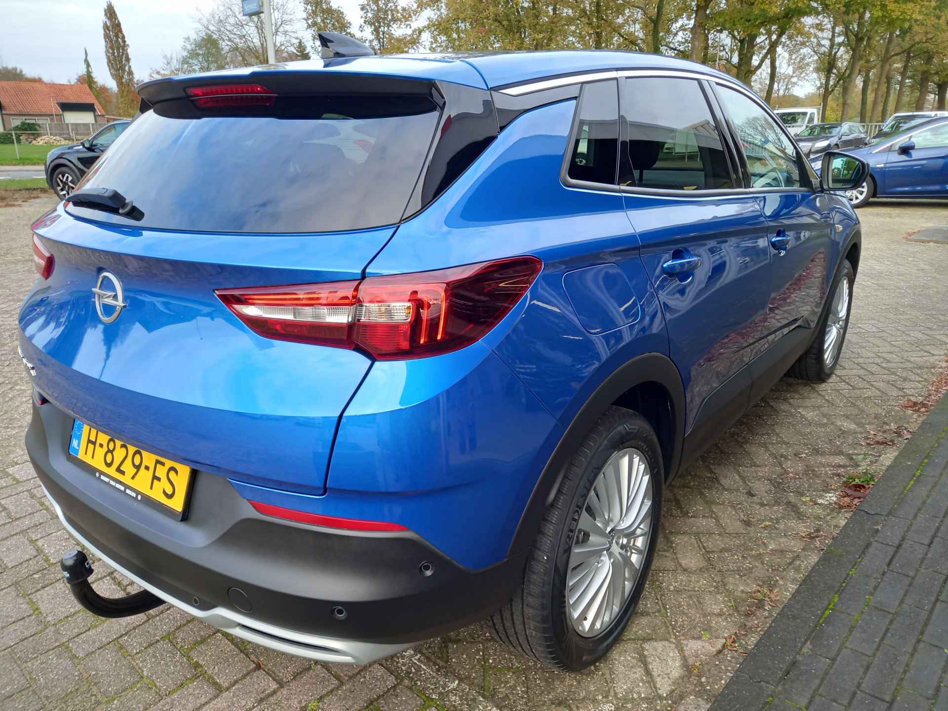 Opel Grandland X 1.2 Turbo Innovation Automaat Lederen bekleding, Verwarming en ventilatie voorstoelen  ,A uitrijcamera, Xenon verlichting PRIJS RIJKLAAR - 7/23