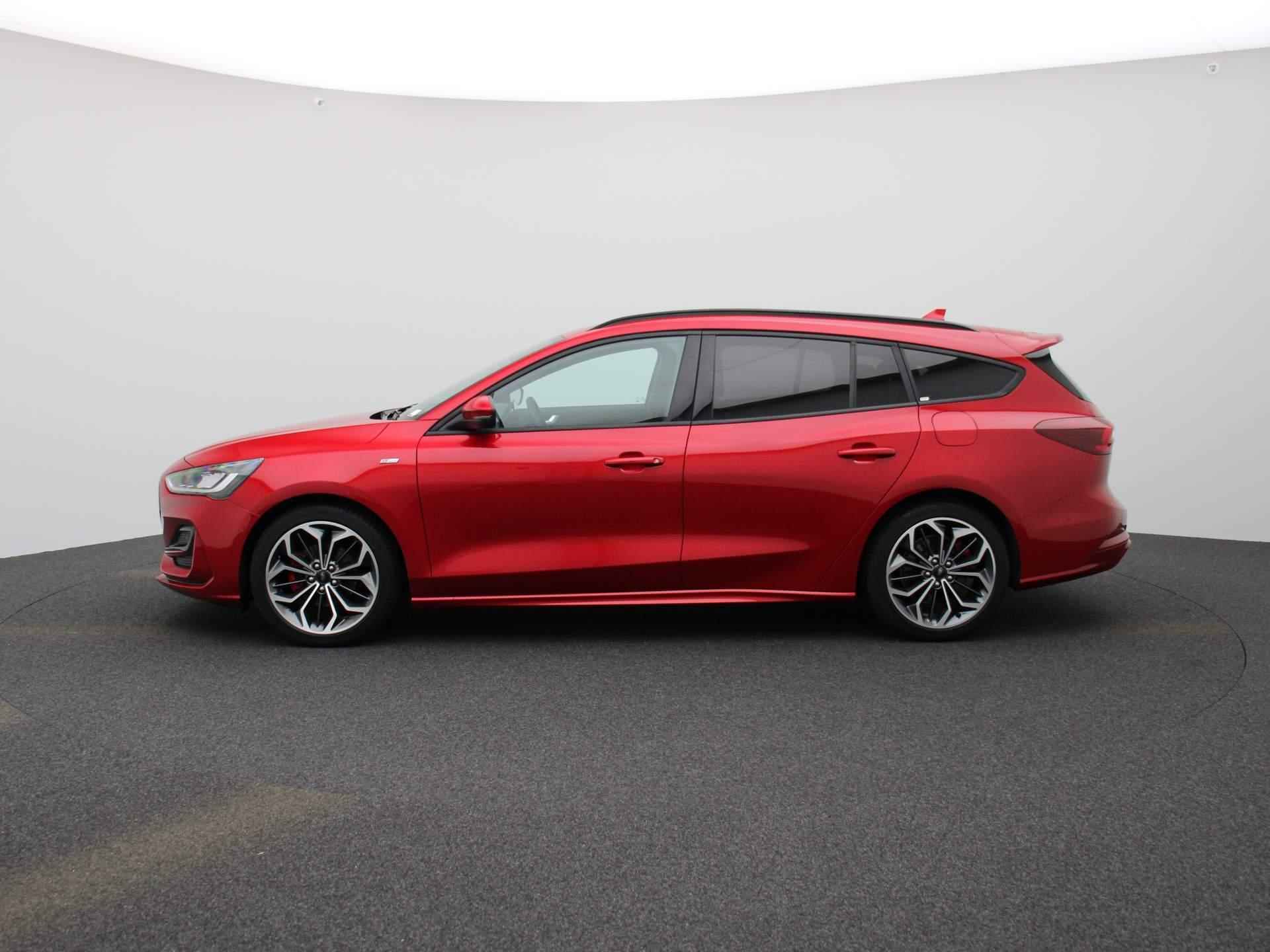 Ford Focus Wagon 1.0 EcoBoost Hybrid ST Line X | Navi | ECC | PDC | LMV | LED | Cam | - 4/39