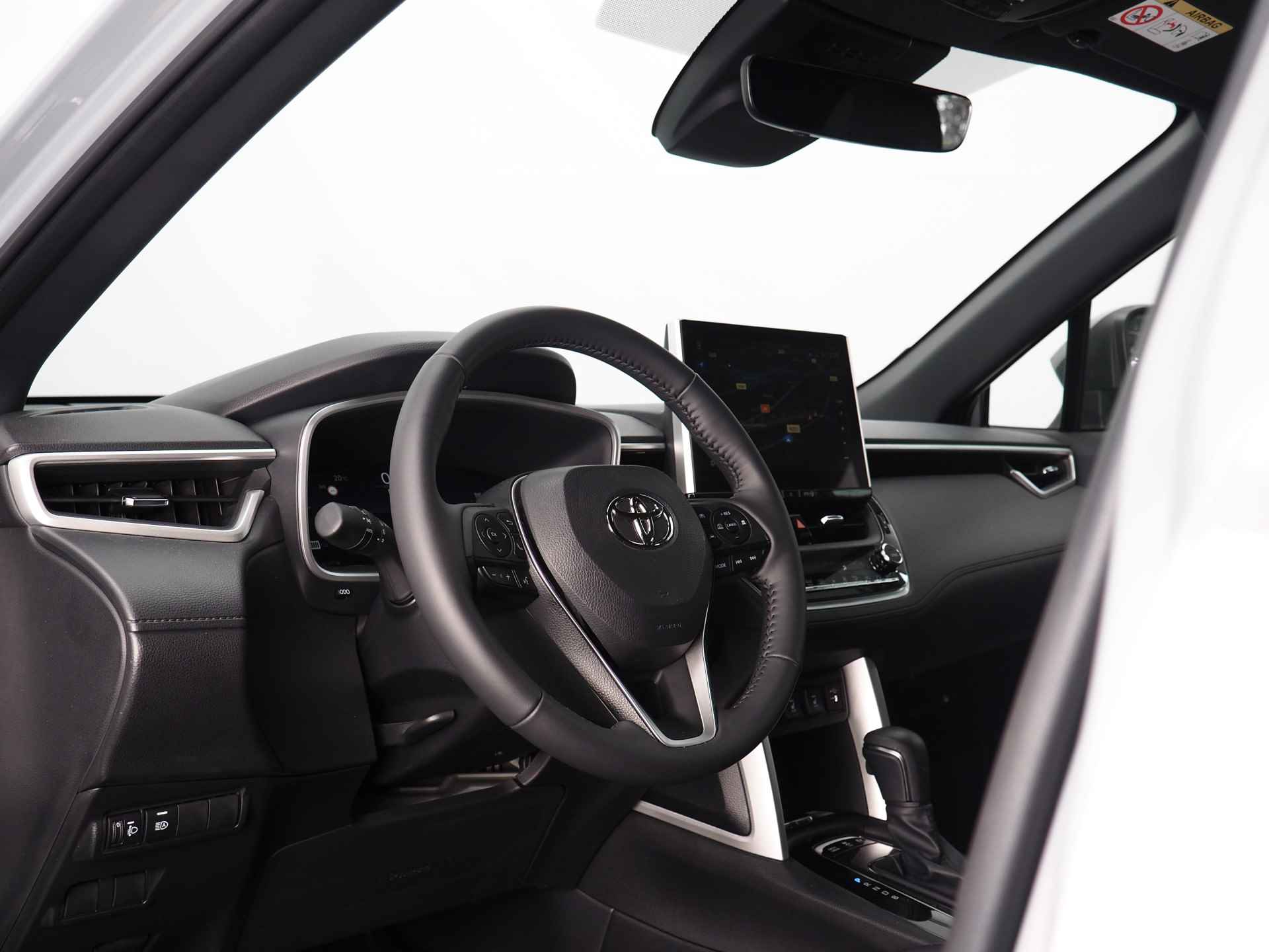 Toyota Corolla Cross 2.0 High Power Hybrid Style | Apple CarPlay | Adaptive Cruise Control | Achteruitrijcamera - 16/36