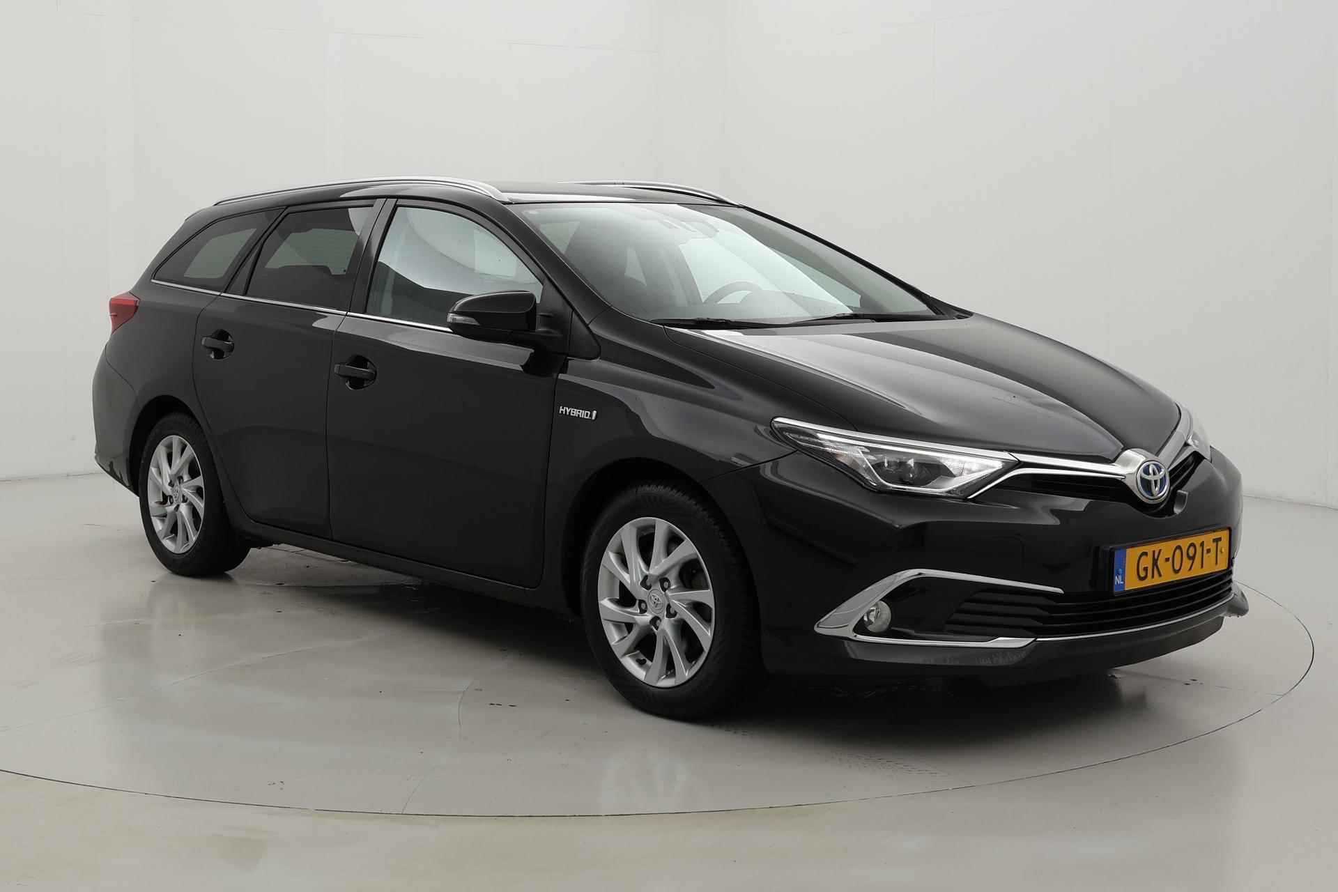 Toyota Auris Touring Sports 1.8 Hybrid Lease pro | Panoramadak | Navigatie - 30/36