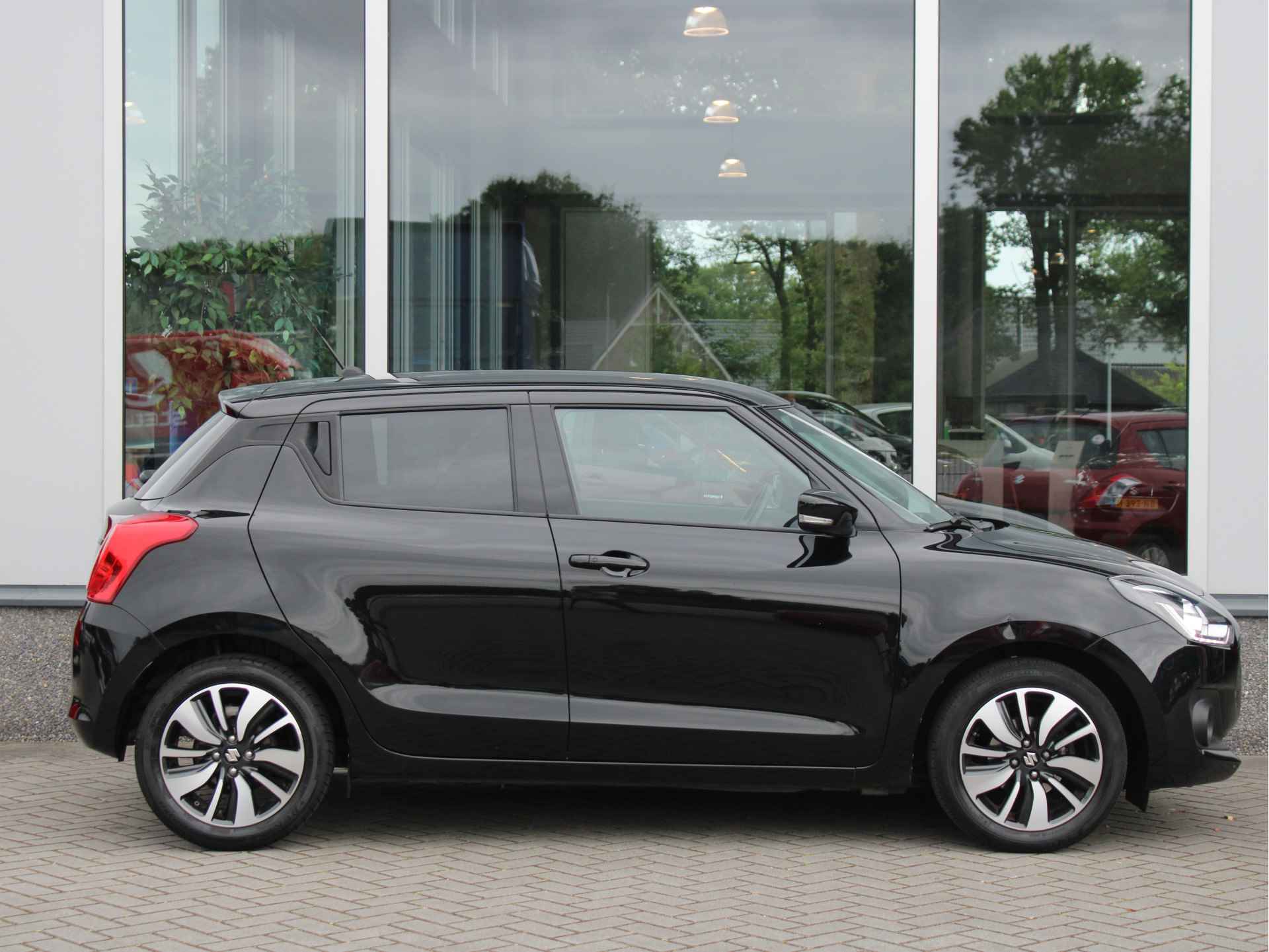 Suzuki Swift 1.2 Style Smart Hybrid Lederen Bekleding, Adaptieve Cruise en Climate Control, Carplay/Android Auto, Navigatie, Keyless Go - 14/39