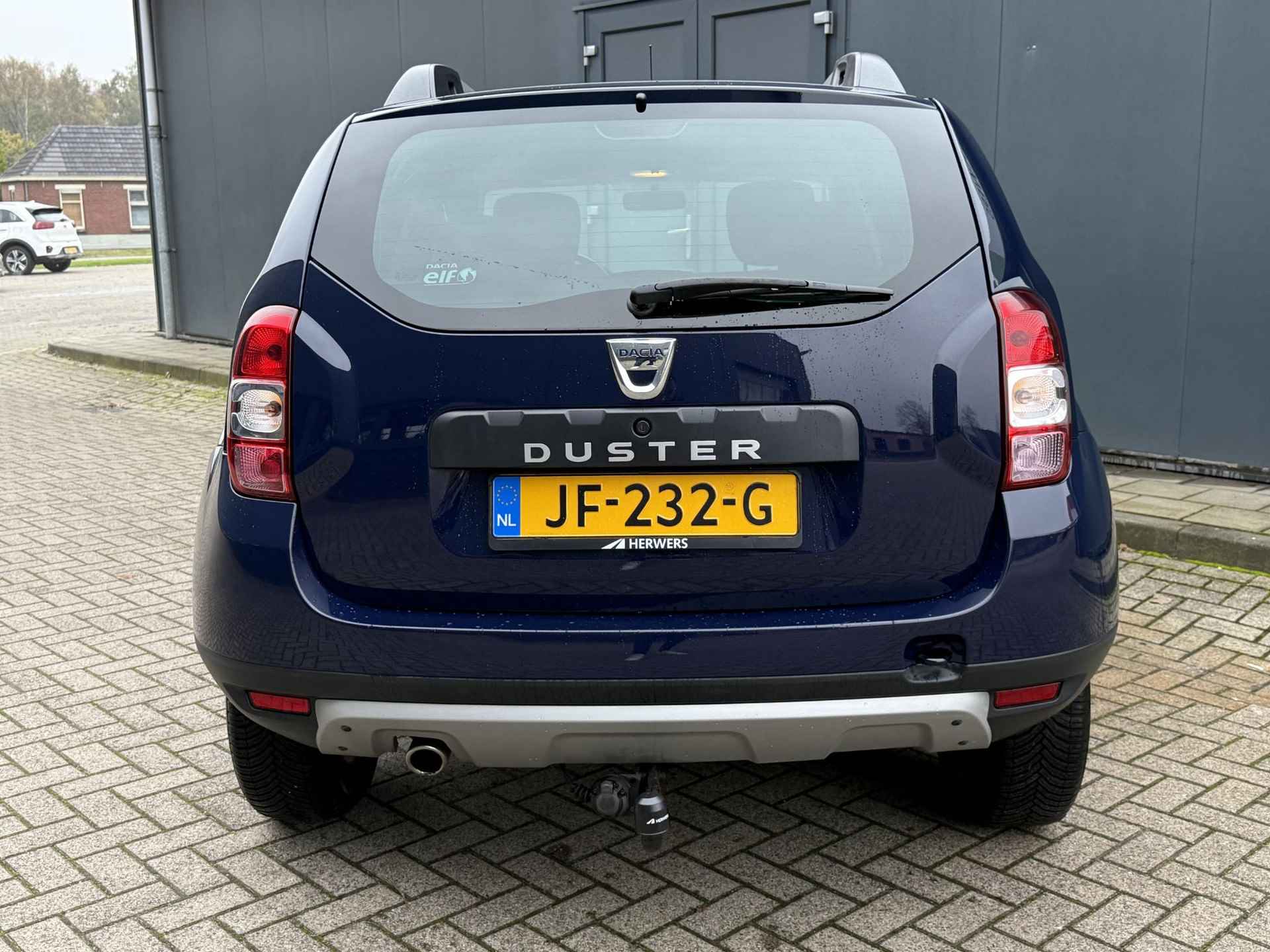 Dacia Duster 1.2 TCe 4x2 Lauréate / Trekhaak / Cruise Control / Airco / All-Season banden /  Bluetooth / set Winterbanden - 10/35