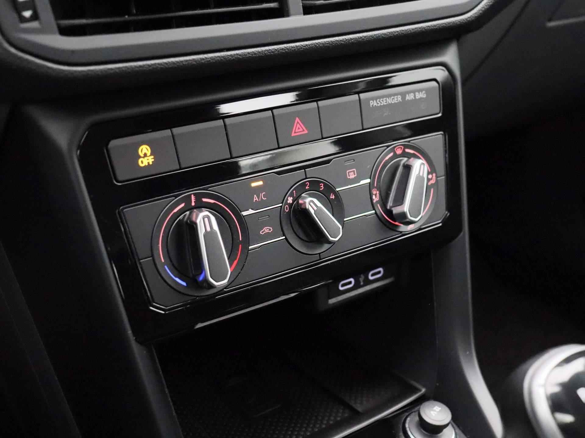 Volkswagen T-Cross 1.0 TSI Life 95 PK | Apple Carplay | Android Auto | Navigatie | Rijstrookhulp | Adaptive Cruise Control | Verlichting Automatisch | DAB Radio | - 19/37