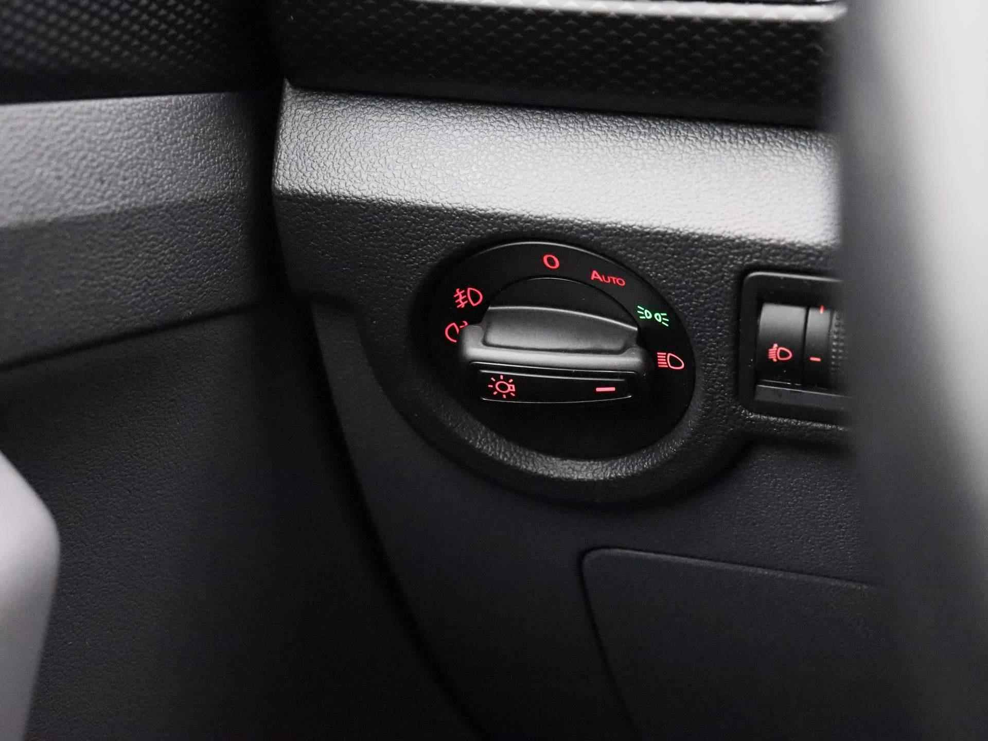 Volkswagen T-Cross 1.0 TSI Life 95 PK | Apple Carplay | Android Auto | Navigatie | Rijstrookhulp | Adaptive Cruise Control | Verlichting Automatisch | DAB Radio | - 24/37