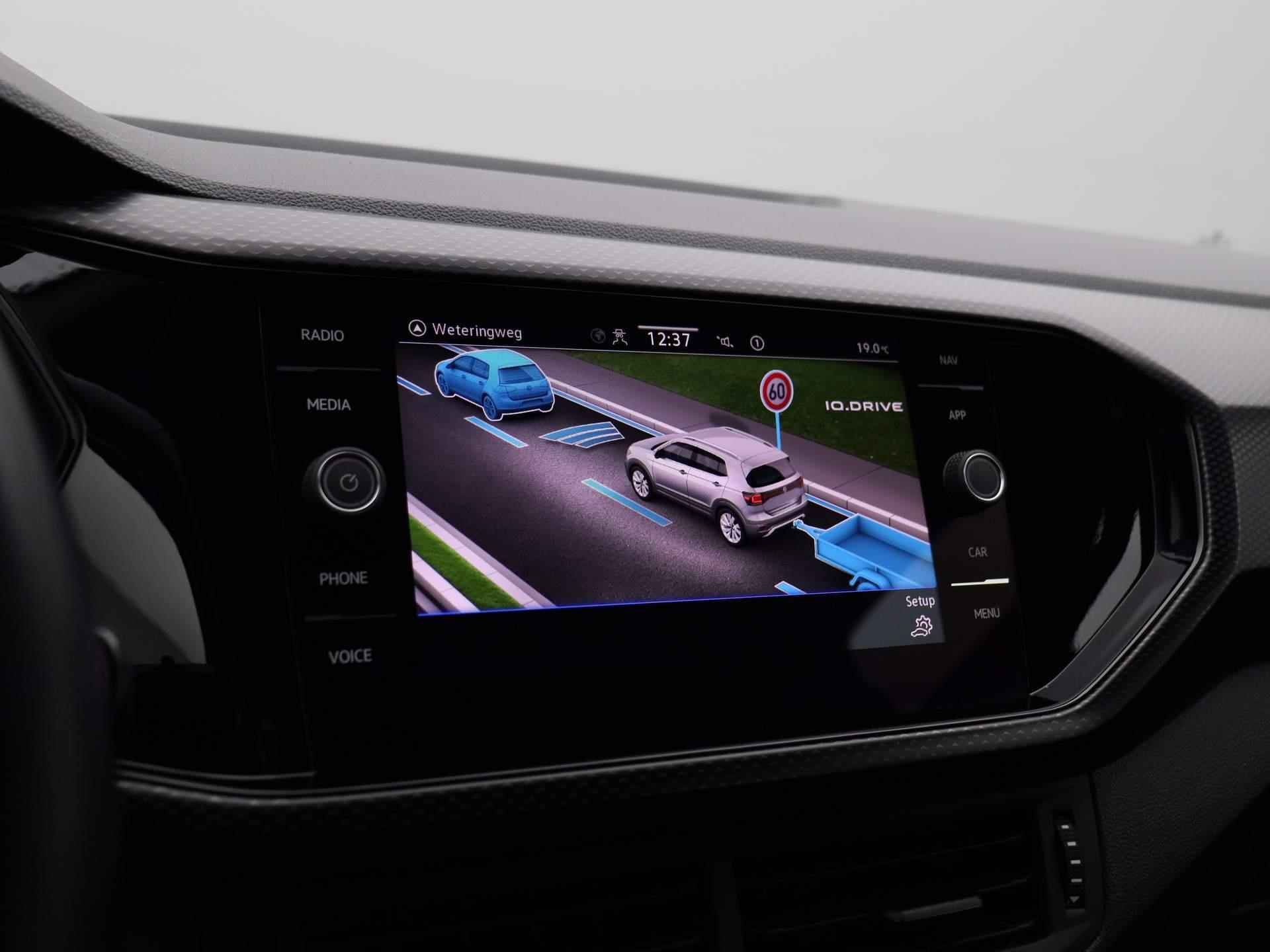 Volkswagen T-Cross 1.0 TSI Life 95 PK | Apple Carplay | Android Auto | Navigatie | Rijstrookhulp | Adaptive Cruise Control | Verlichting Automatisch | DAB Radio | - 30/37