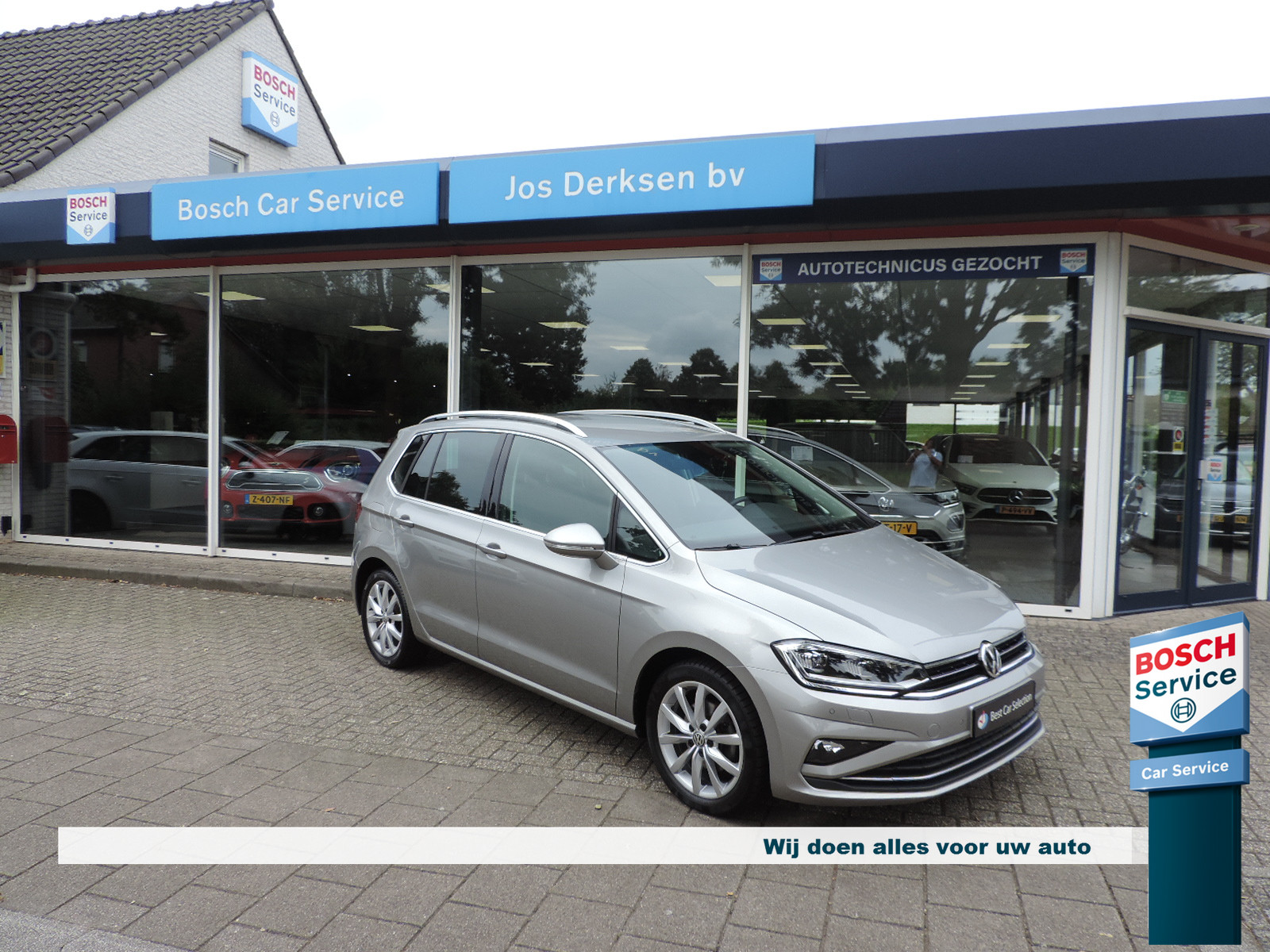 Volkswagen Golf Sportsvan 1.5 TSI 150PK ACT DSG Highline - Adap | Nav | Stoelverw. | massage | PDC v+a | All season