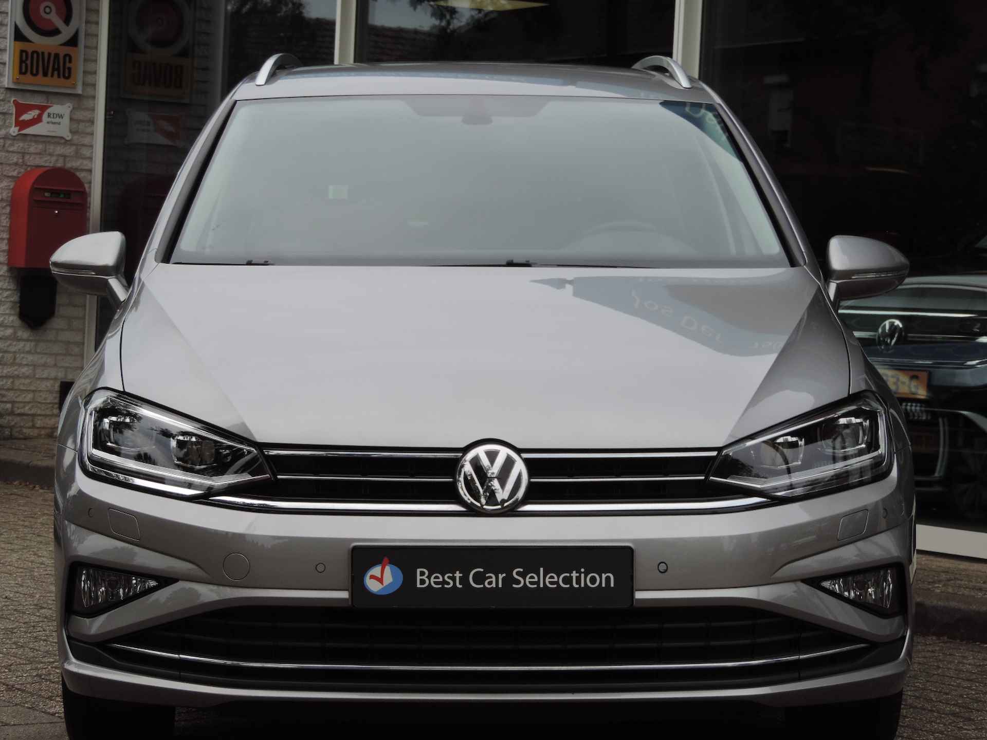 Volkswagen Golf Sportsvan 1.5 TSI 150PK ACT DSG Highline - Adap | Nav | Stoelverw. | massage | PDC v+a | All season - 13/37