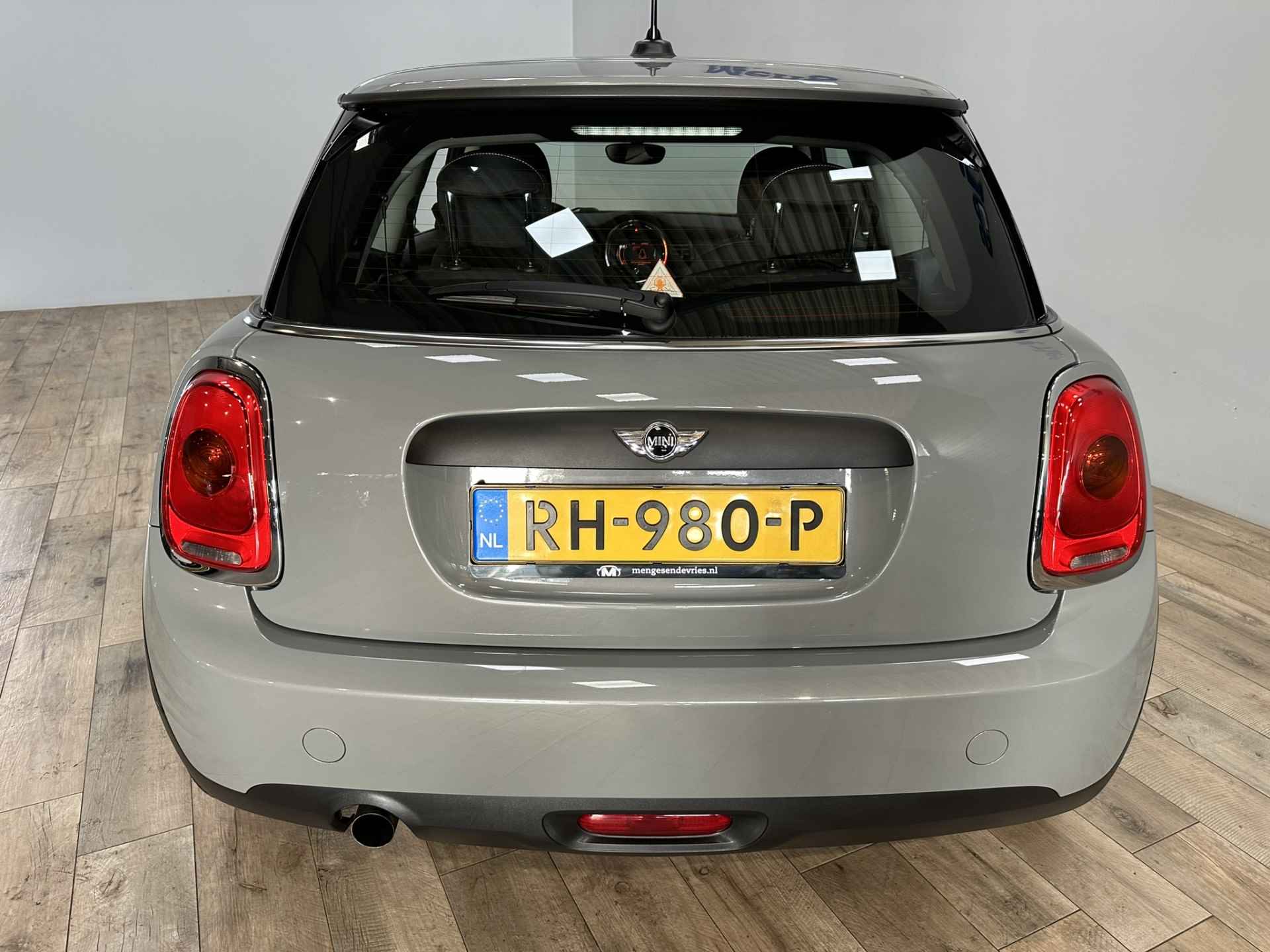 MINI One 1.2 Mini One Salt Business Airco | Cruise Control | Navigatie | Bluetooth | Elek ramen | Isofix | NAP | - 4/34