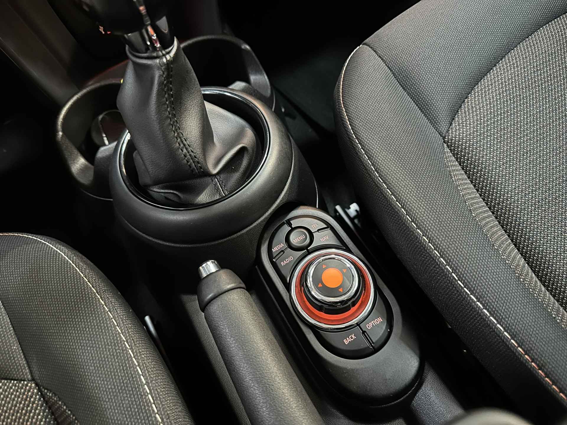 MINI One 1.2 Mini One Salt Business Airco | Cruise Control | Navigatie | Bluetooth | Elek ramen | Isofix | NAP | - 17/34