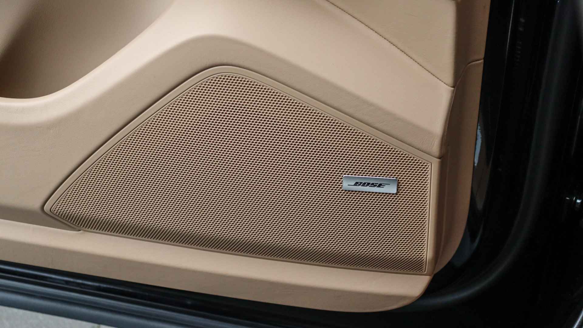 Porsche Cayenne 3.0 E-Hybrid Platinum Edition | Panoramadak | Surround View | Sportuitlaat | Trekhaak | BOSE Sound - 8/38