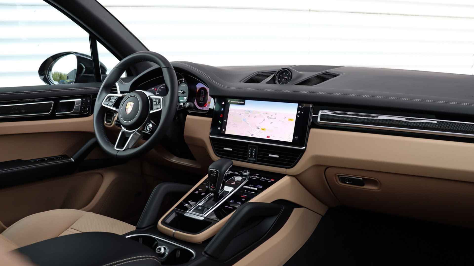 Porsche Cayenne 3.0 E-Hybrid Platinum Edition | Panoramadak | Surround View | Sportuitlaat | Trekhaak | BOSE Sound - 37/38