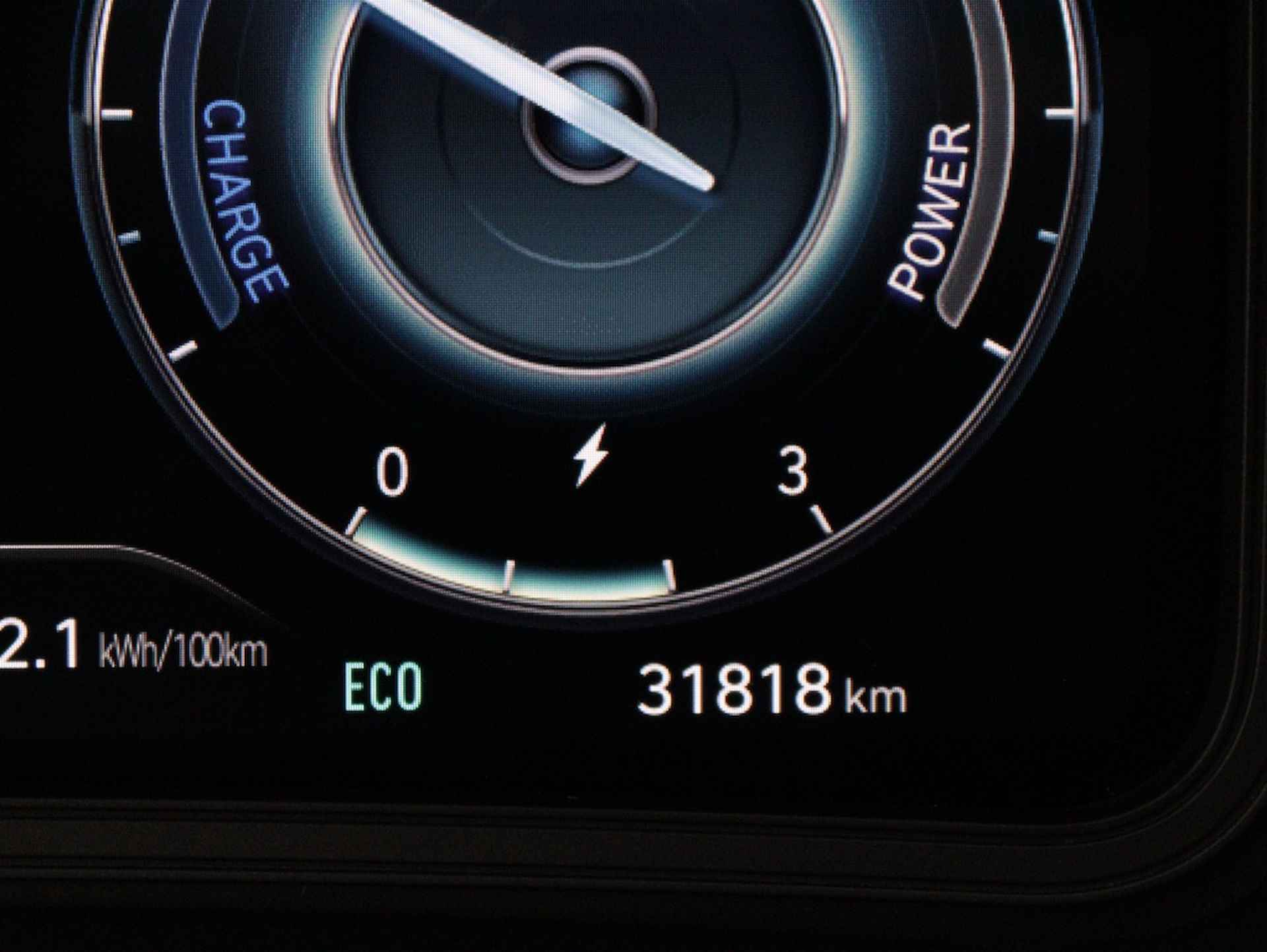 Hyundai Kona EV Premium 64 kWh | 3 Fase | Leder | Navigatie | Camera | - 4/52