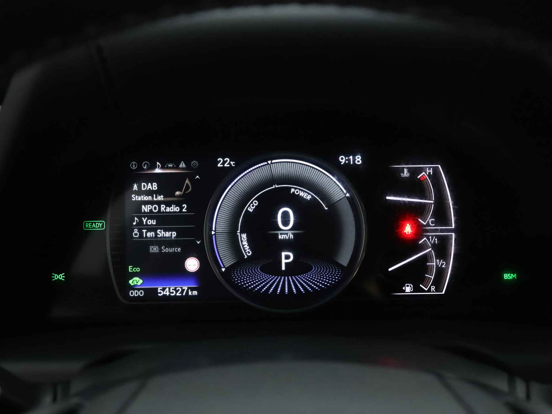 Lexus ES 300h Preference Line | Schuifdak | Leder | Stuurverwarming | Parkeersensoren | Apple CarPlay | - 6/43