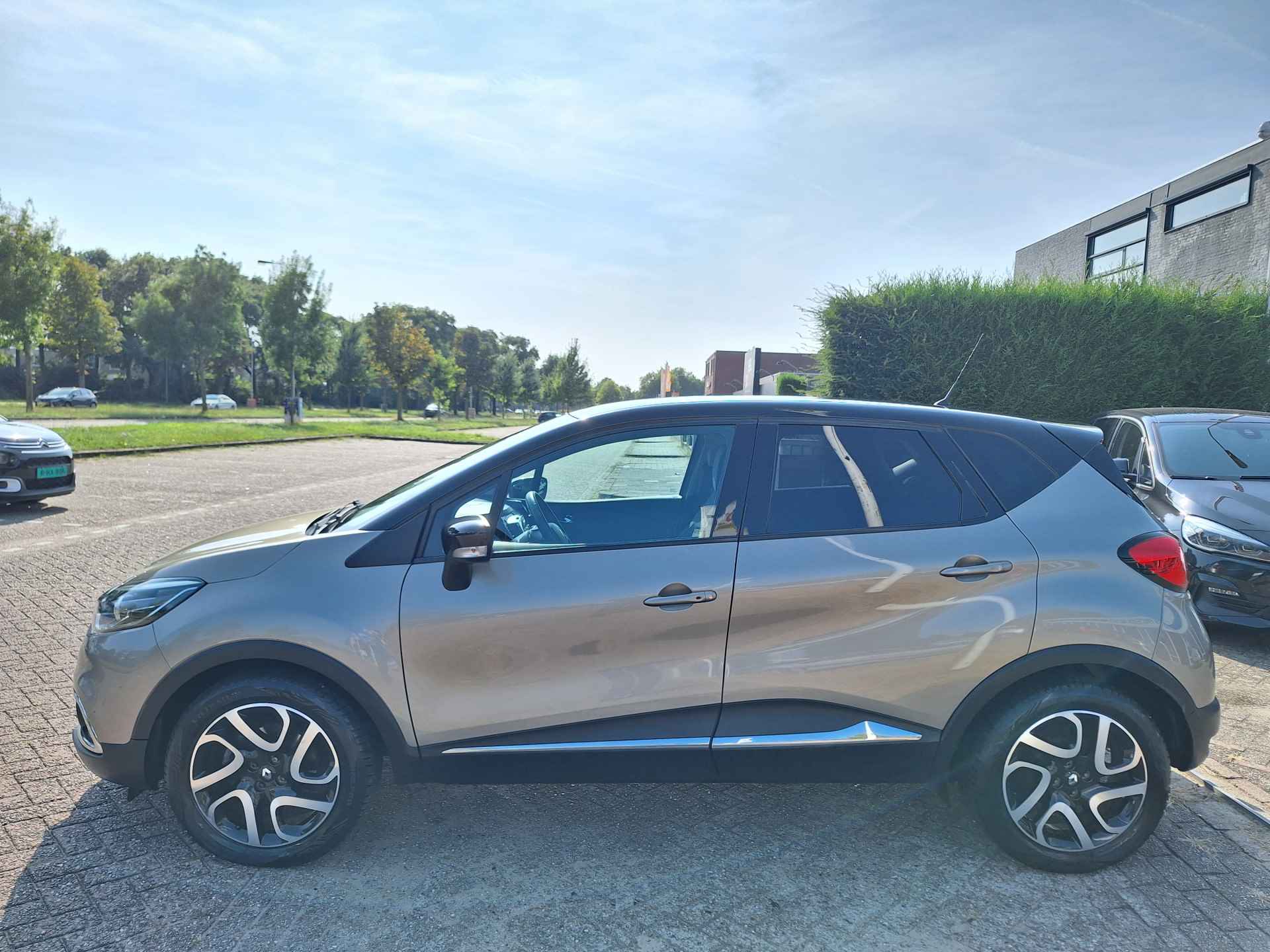 Renault Captur 1.2 TCe Dynamique - 9/30