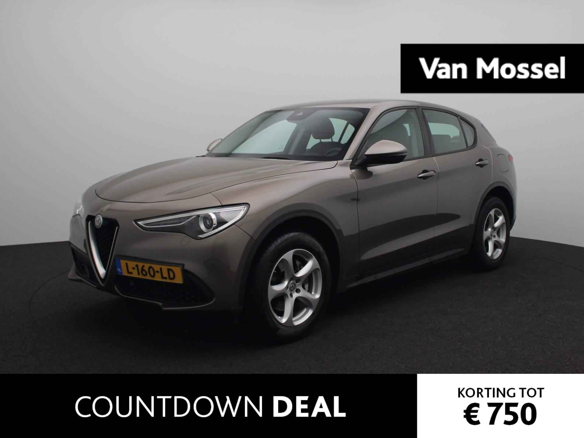 Alfa Romeo Stelvio 2.0 T AWD Super | Camera | Parkeersensoren | Navigatie - 1/27