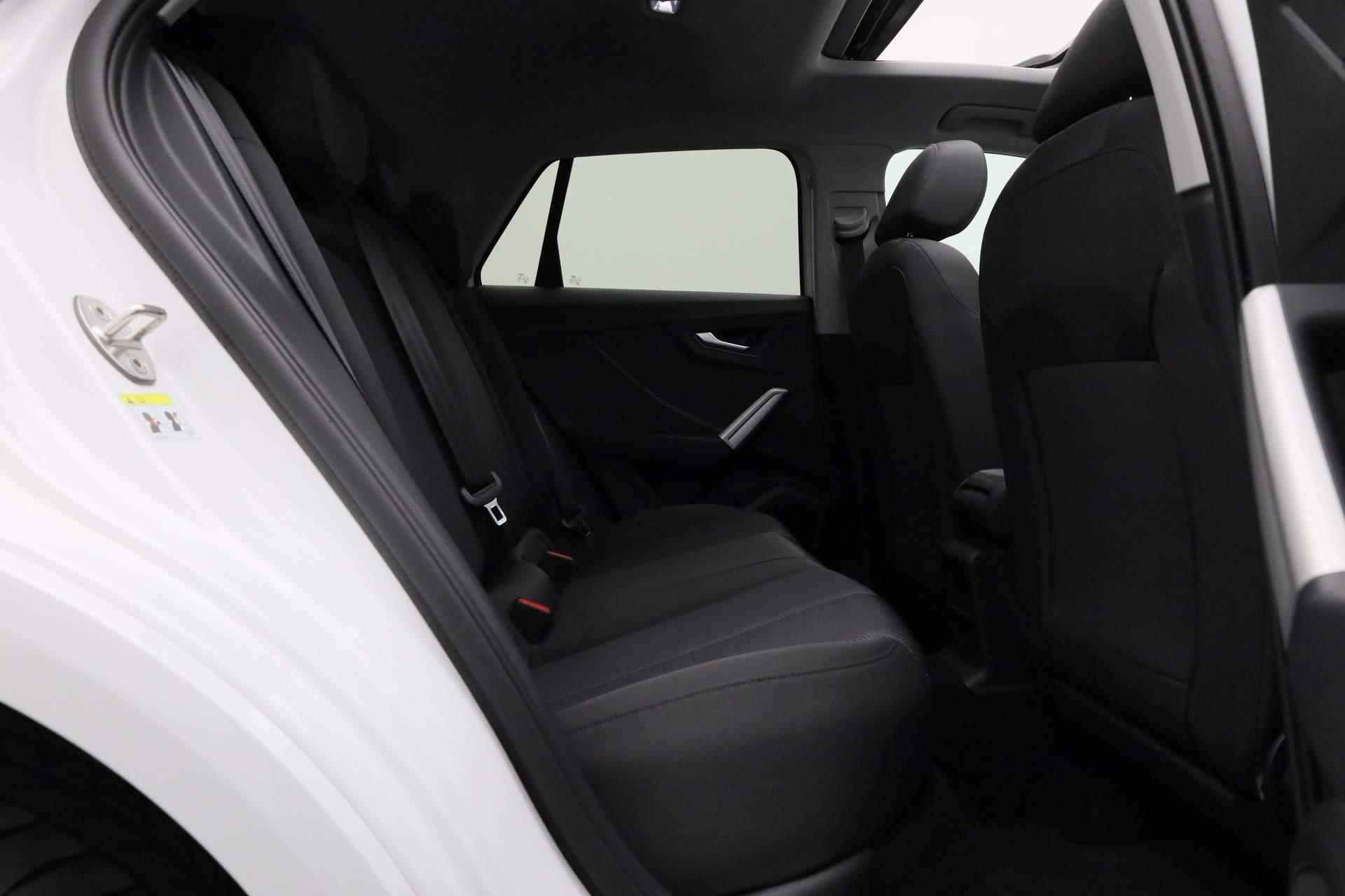 Audi Q2 35 TFSI 150PK S-tronic Advanced edition / S-Line ext. | Pano | Camera | Navi | Keyless | Virtual Cockpit | Sportonderstel | Apple Carplay / Android Auto | Clima | Cruise - 35/37