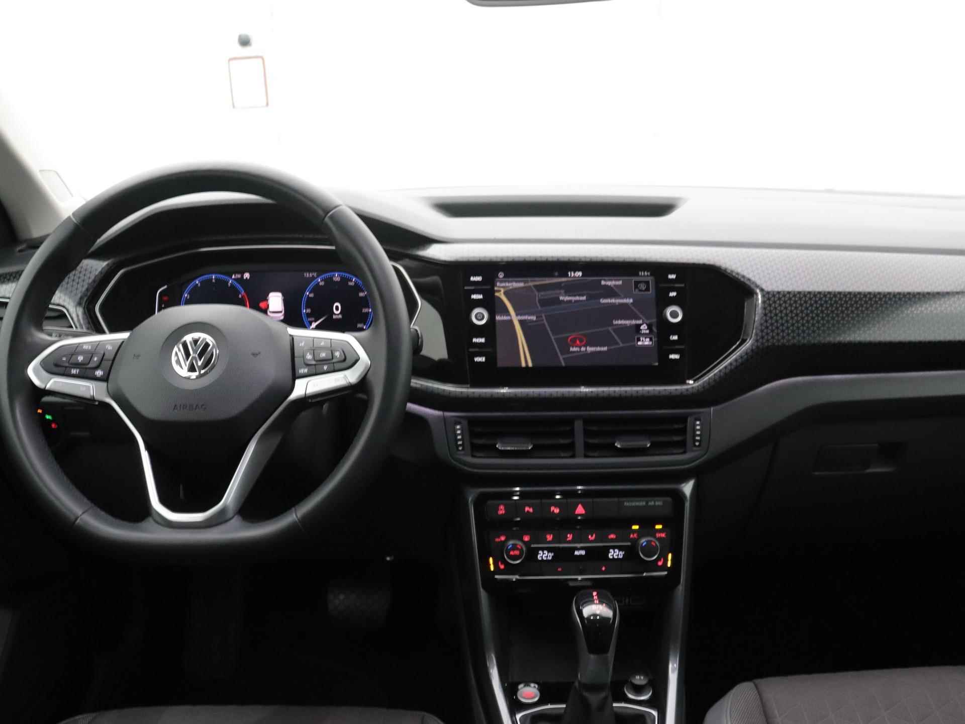 Volkswagen T-Cross 1.0 TSI Style | Automaat | Blind Spot Sensor | Park Assist + | Automatische Airco | Navigatie | Digital Cockpit Pro | Camera | - 7/20