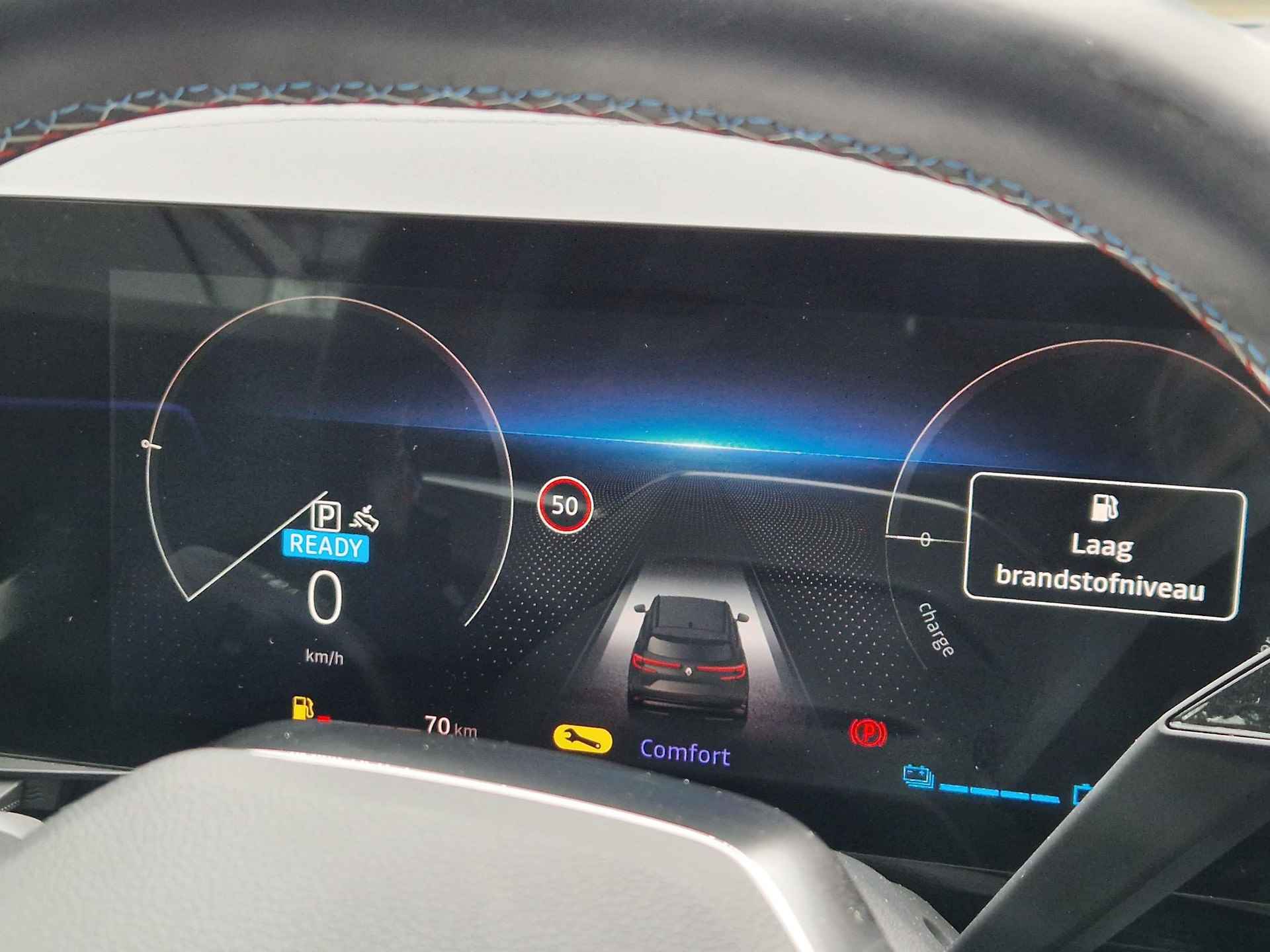 Renault Espace E-Tech Hybrid 200 esprit Alpine 7p. / 7 persoons / Elektrische achterklep / Rondomzicht camera / Navigatie / Apple Carplay Android Auto / HUD / Panoramadak / - 23/57