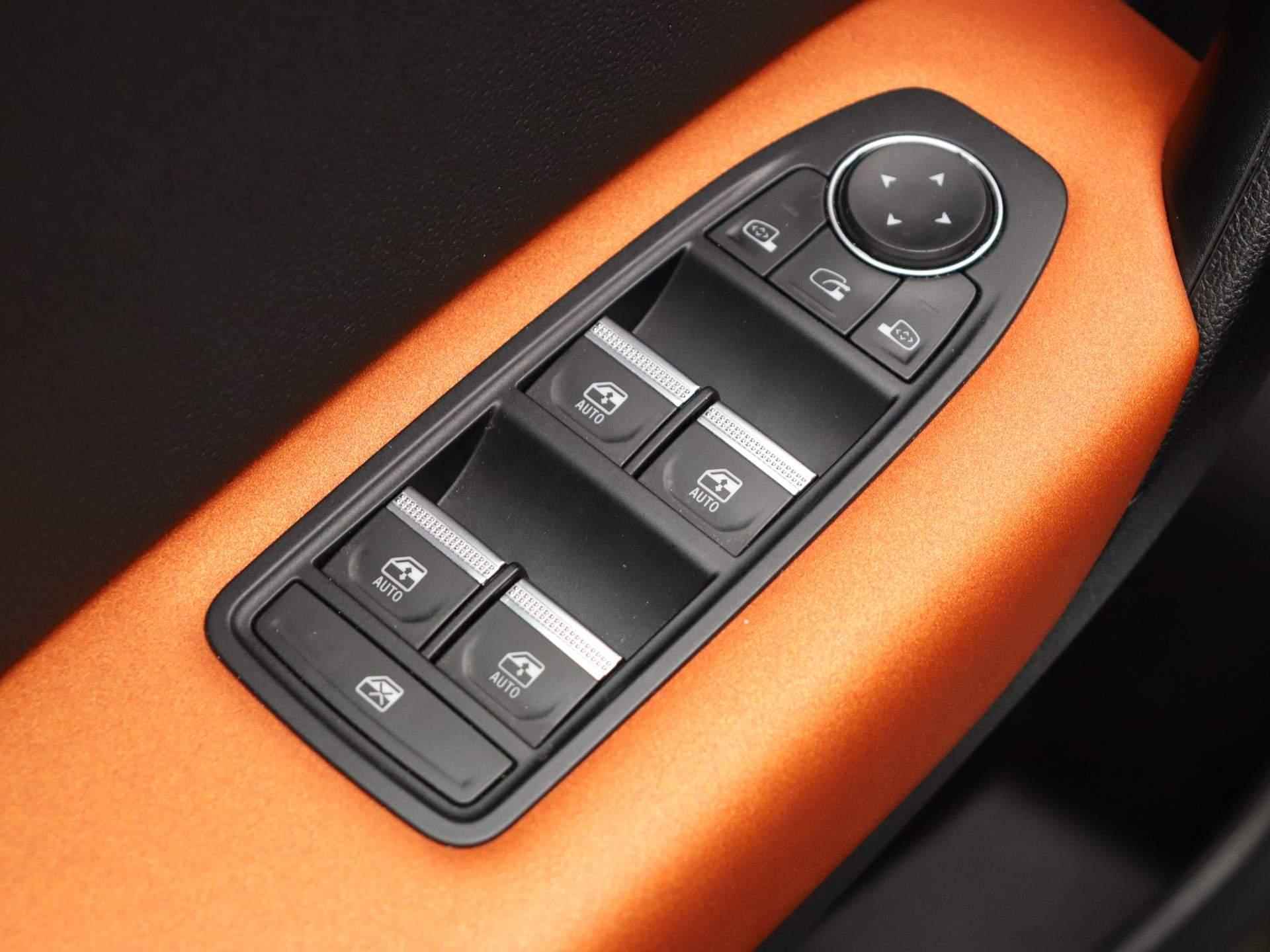 Renault Captur TCe 130pk Intens | Automaat | Stuurverwarming | Adaptieve Cruise Control | Automatische airco | - 18/53