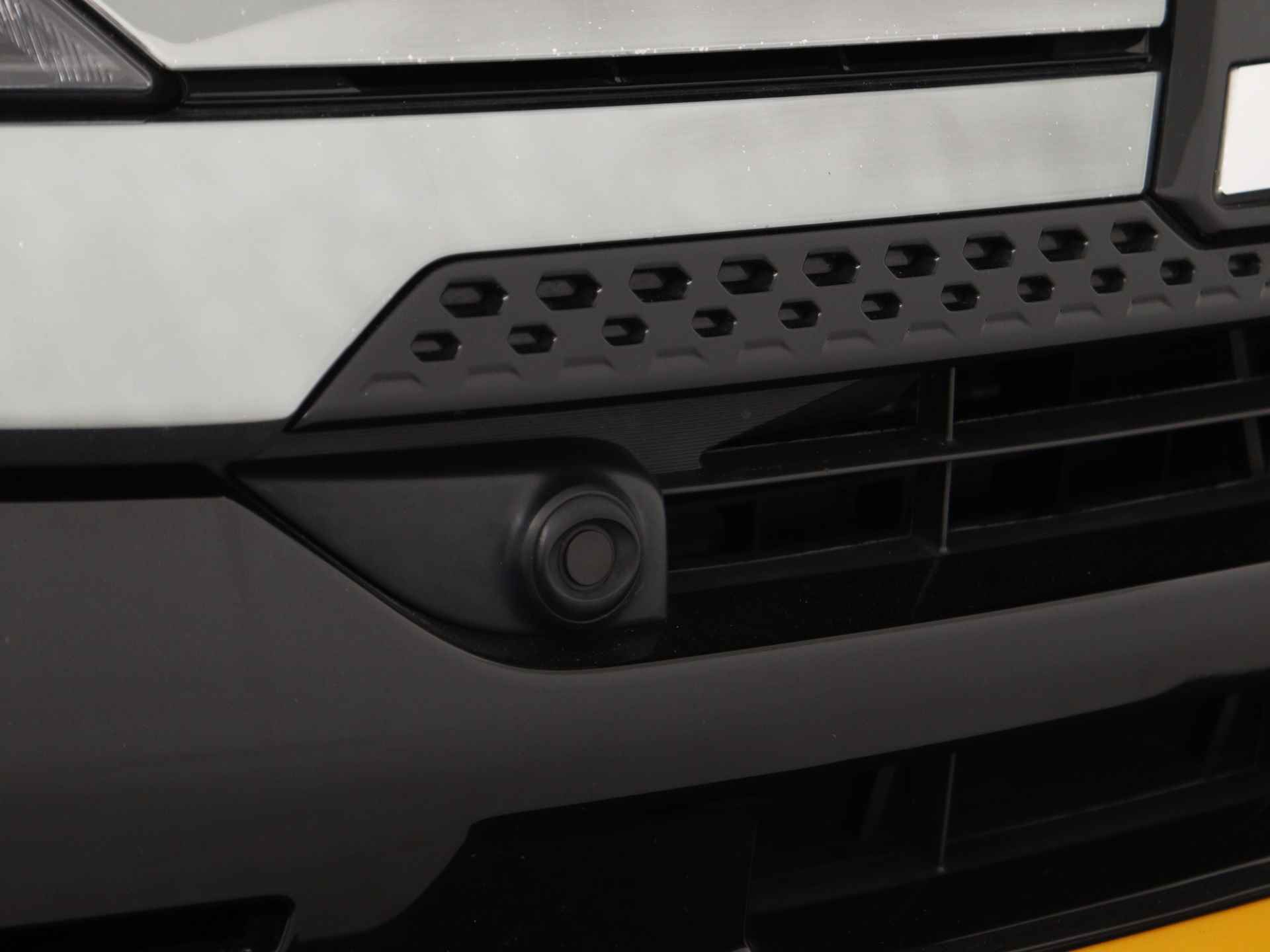 Mitsubishi Outlander 2.4 PHEV Intense+ | Schuifdak | Trekhaak | Elektrische Achterklep | - 36/39