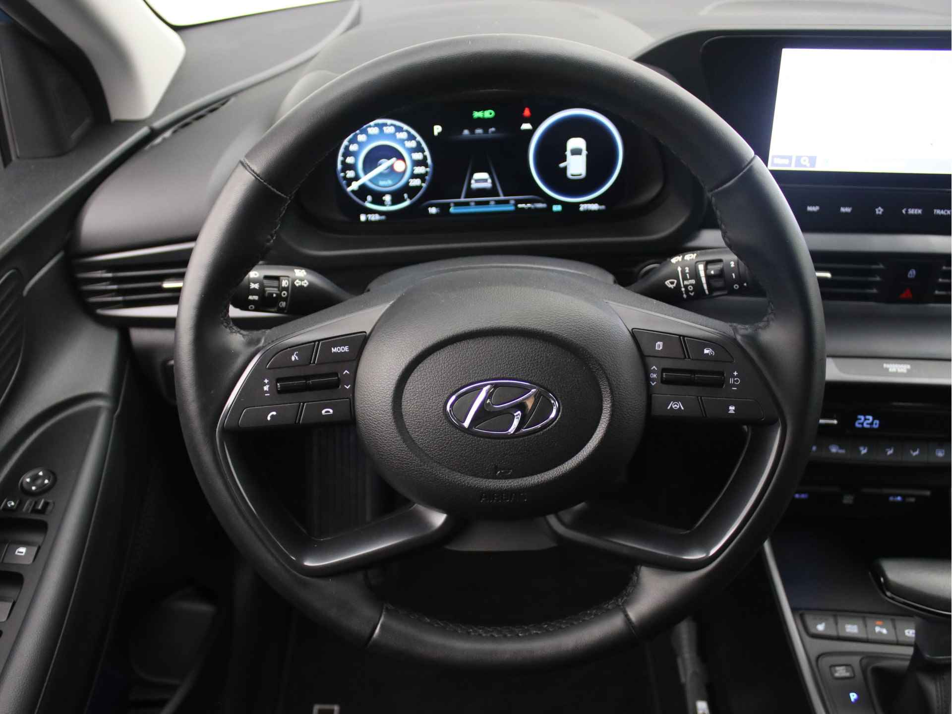 Hyundai i20 1.0 T-GDI Premium Automaat | Parkeercamera | Stoelverwarming | BOSE Audio | Navigatie | Rijklaarprijs! - 7/33